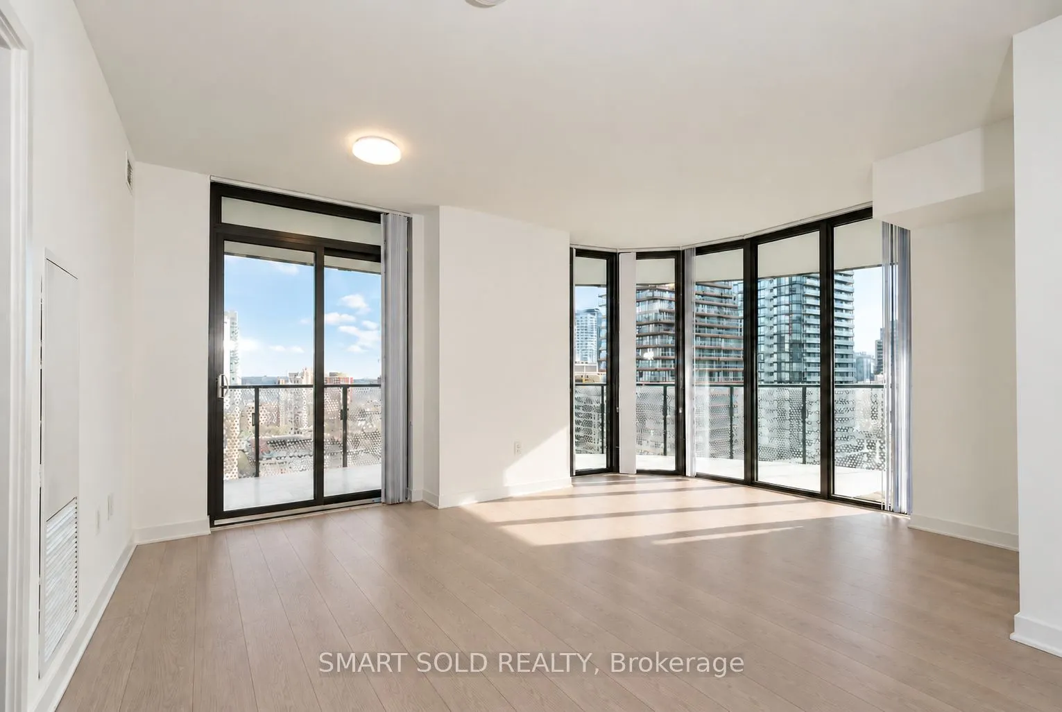 11 Wellesley Street W #2002