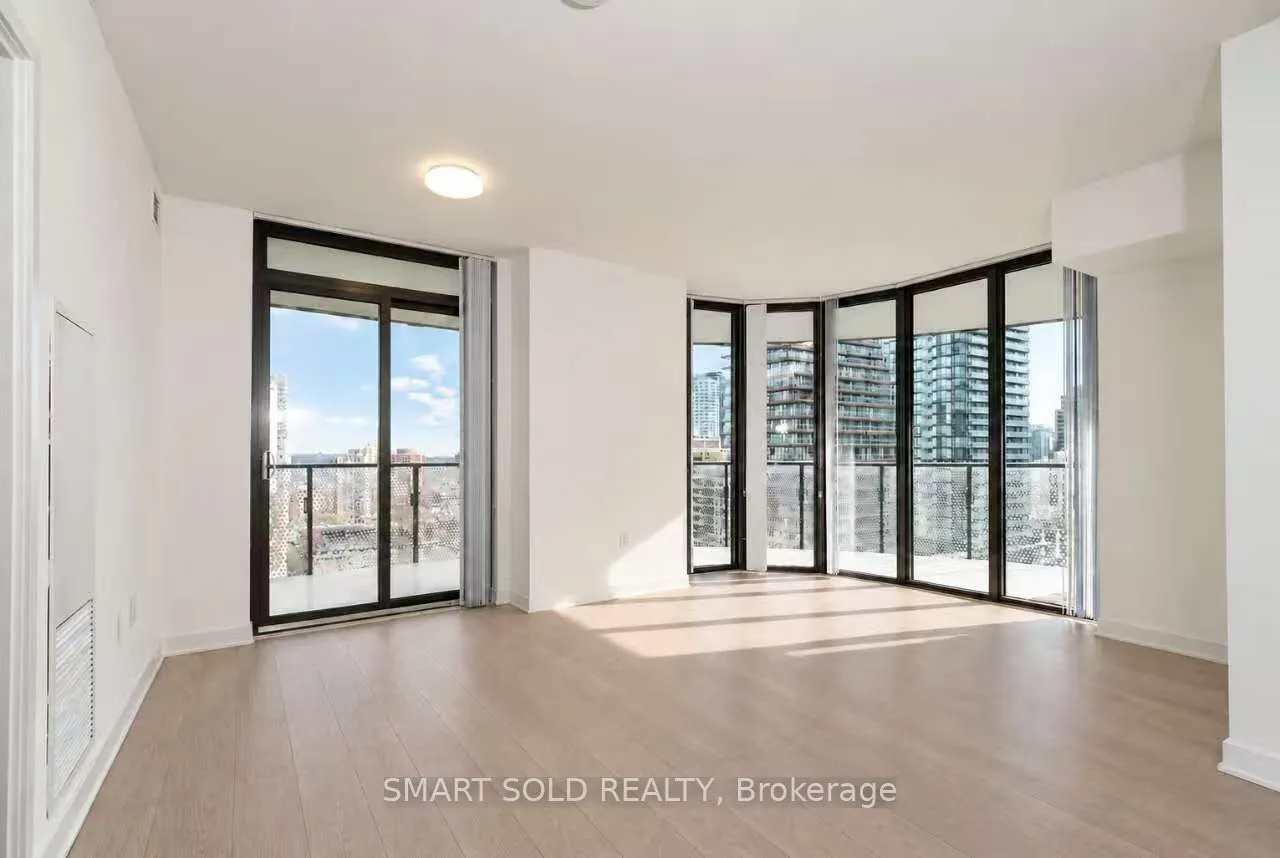 11 Wellesley Street W #2002