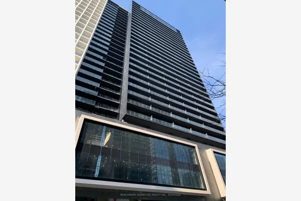 20 Edward Street #1717