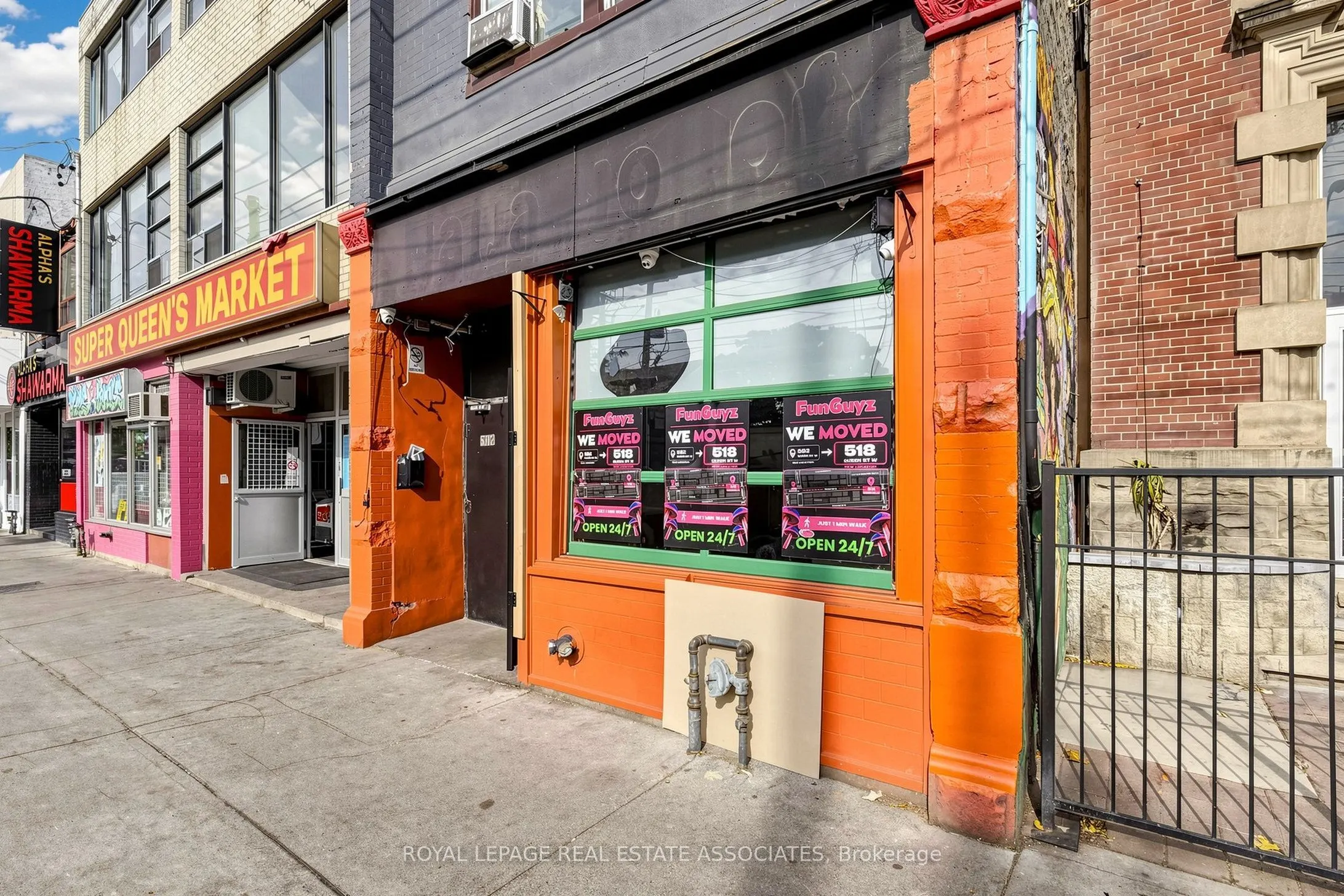592 Queen Street W #Rear