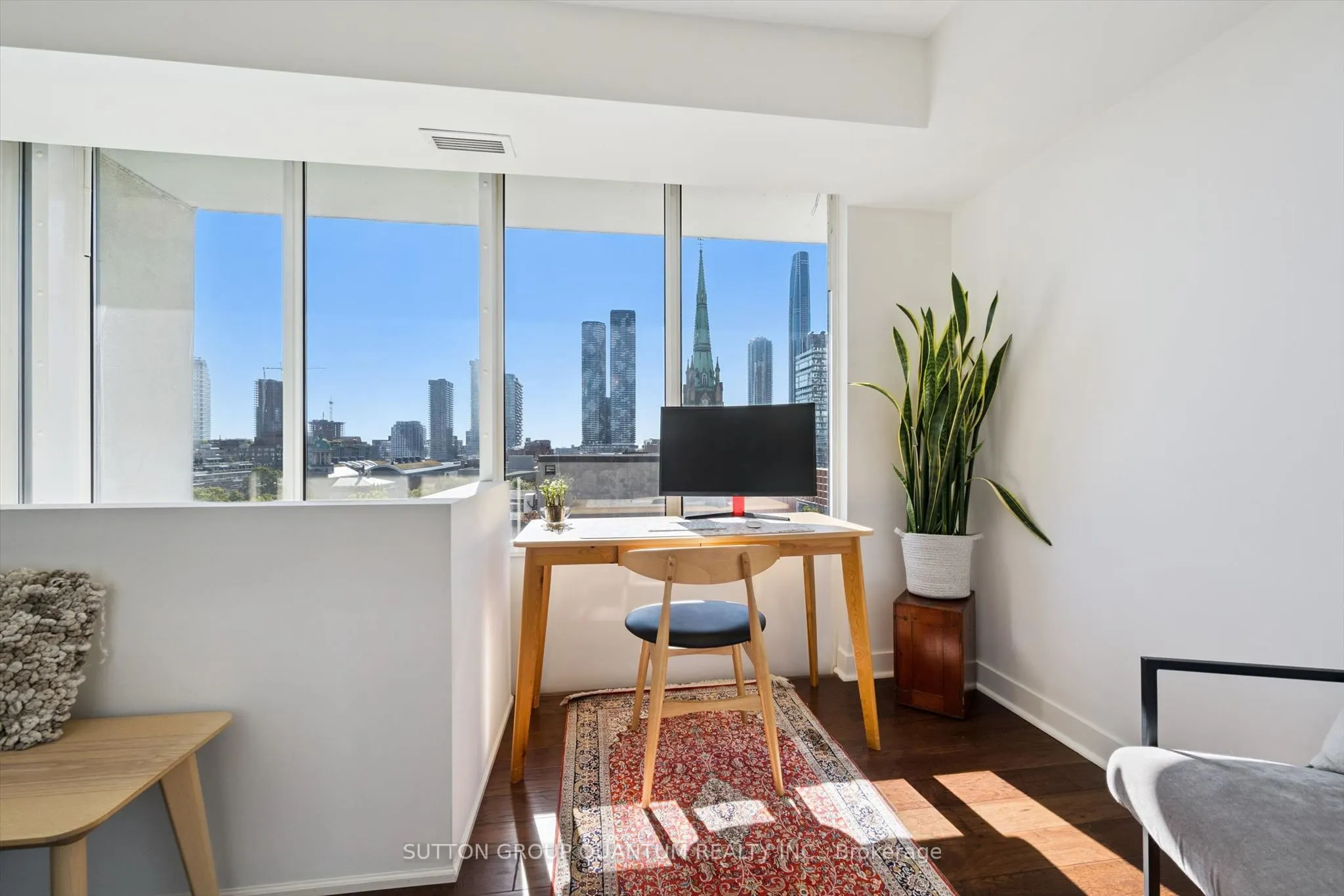 77 Lombard Street #915