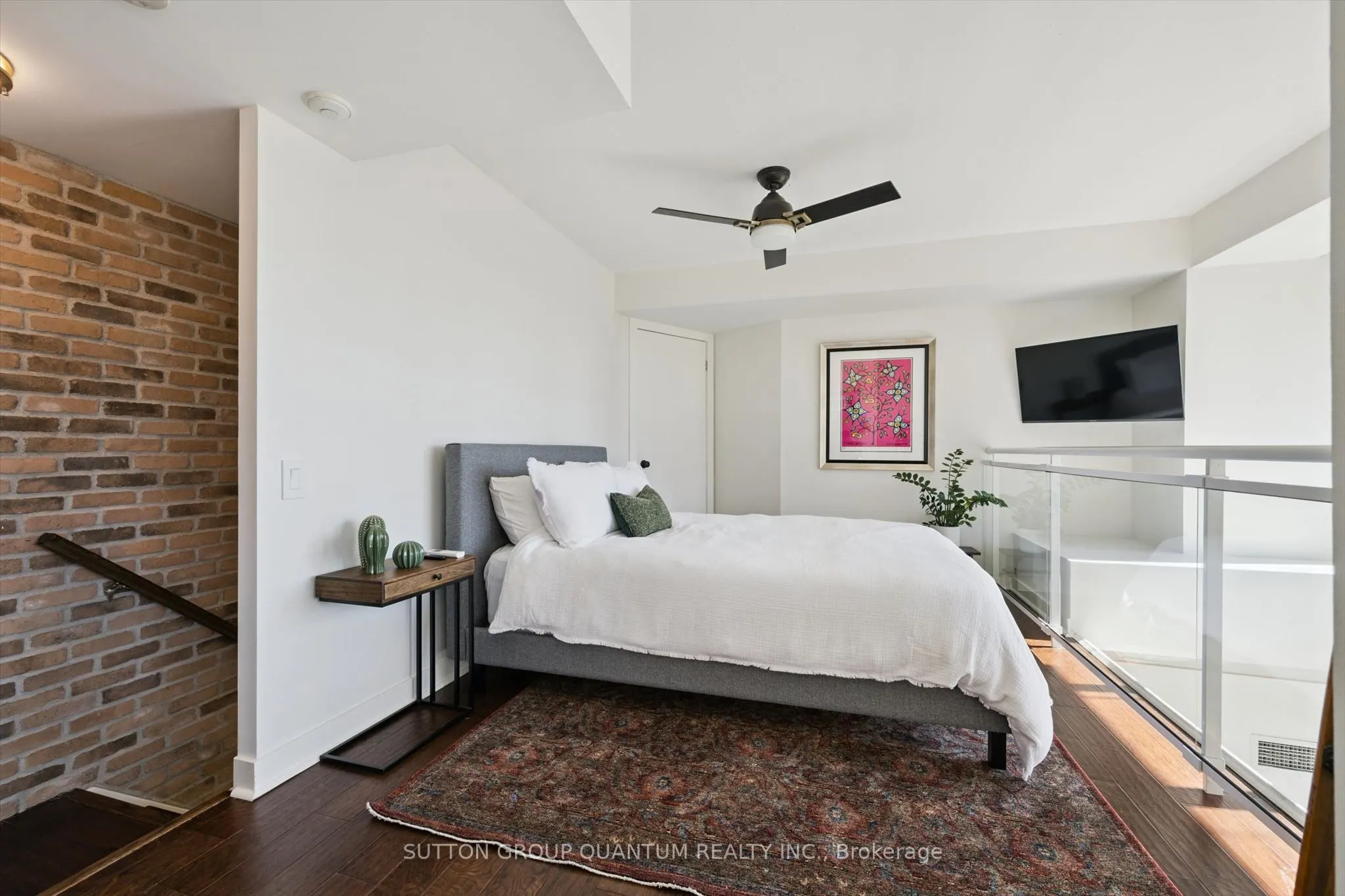 77 Lombard Street #915