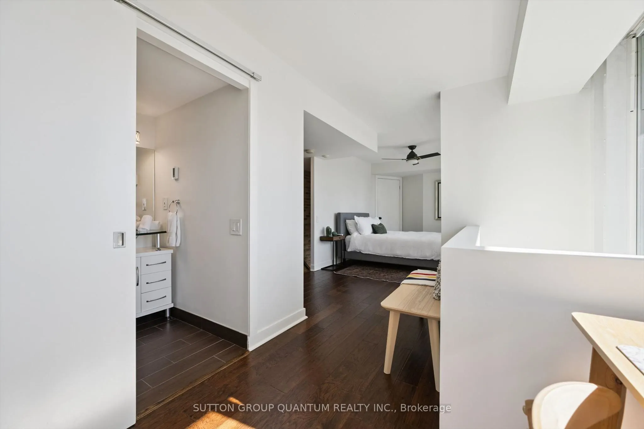 77 Lombard Street #915