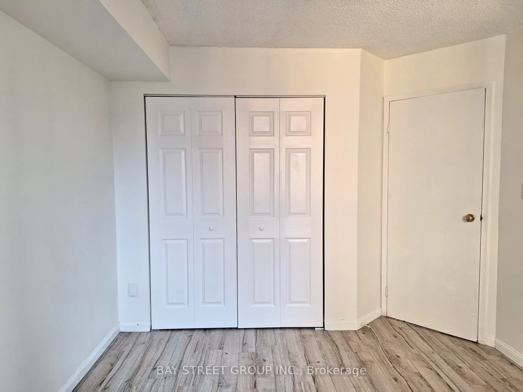 25 Grenville Street #6