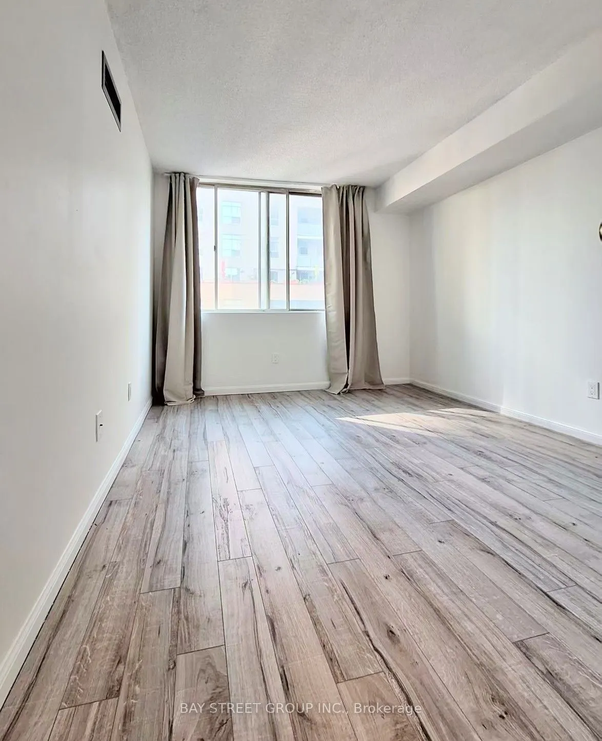 25 Grenville Street #6