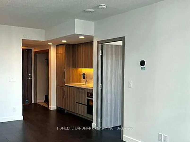 38 Widmer Street #4005