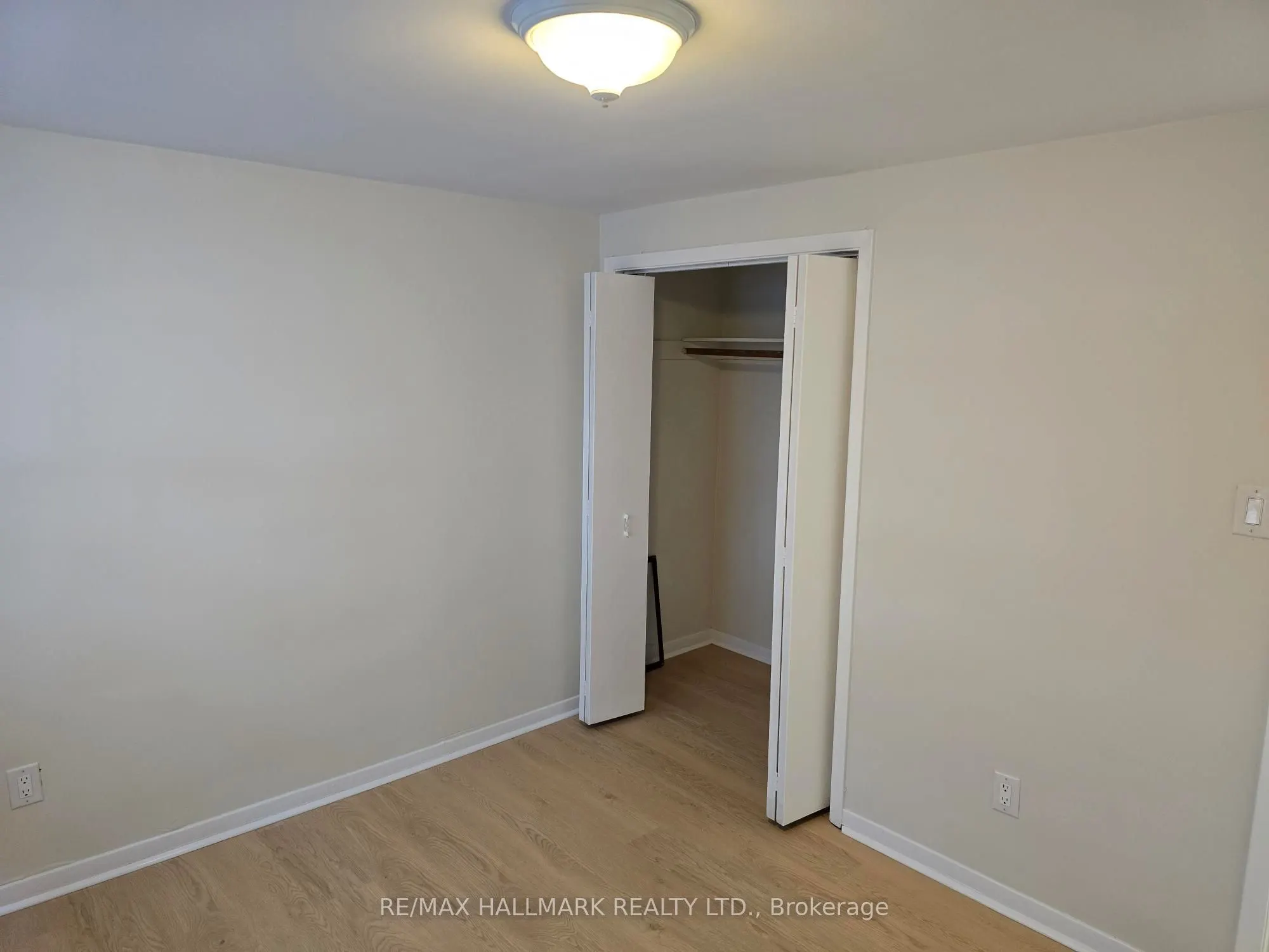 914 Sheppard Avenue W #1