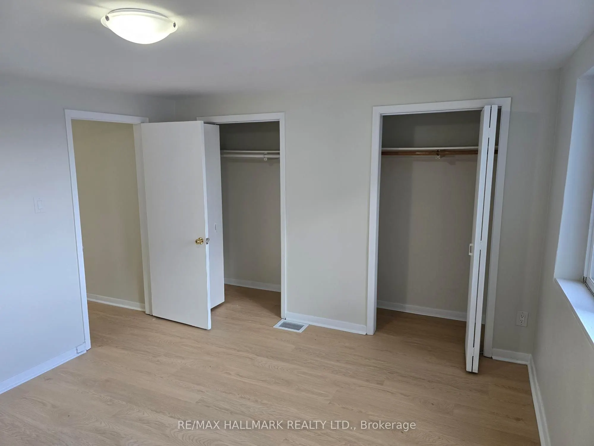 914 Sheppard Avenue W #1