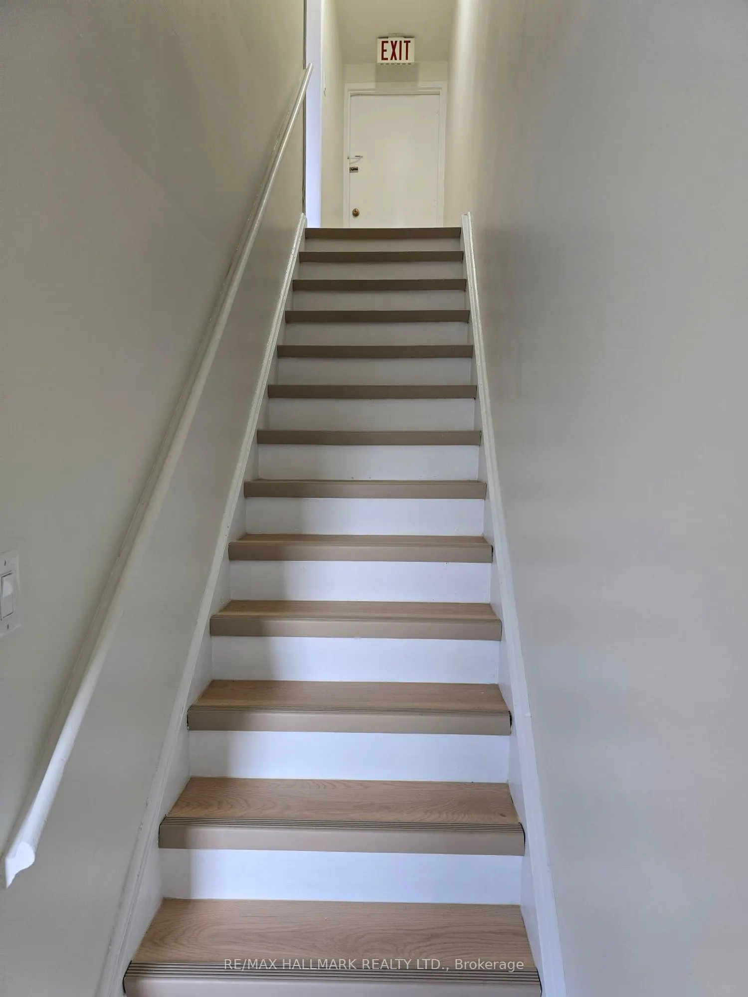 914 Sheppard Avenue W #1
