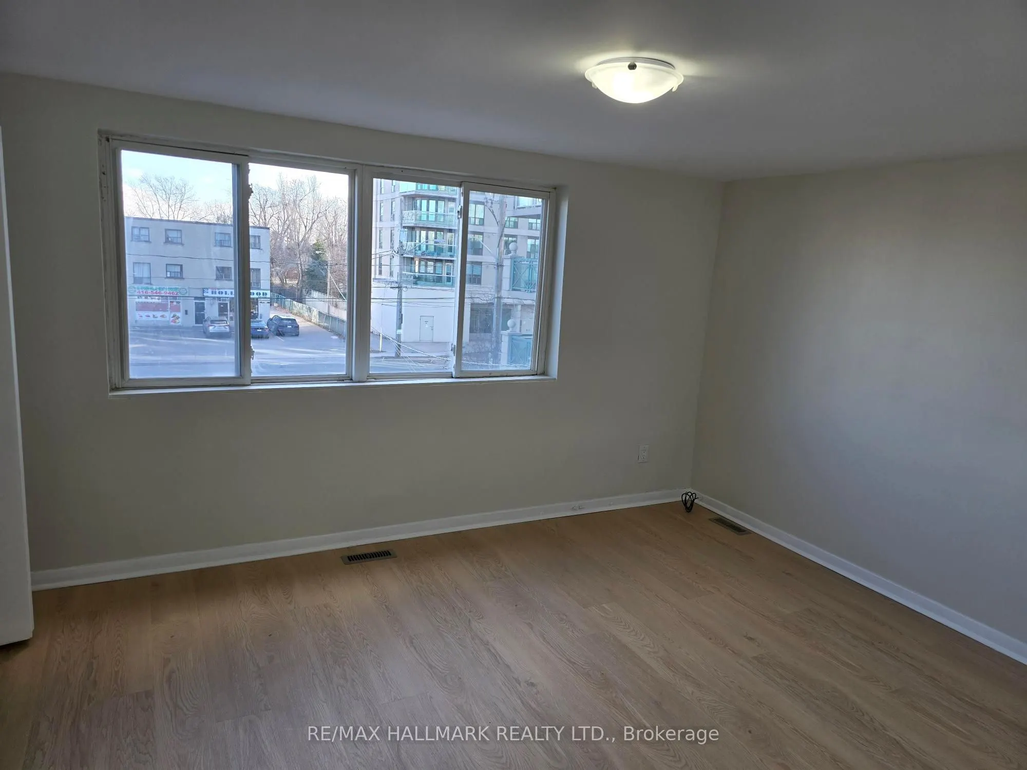 914 Sheppard Avenue W #1