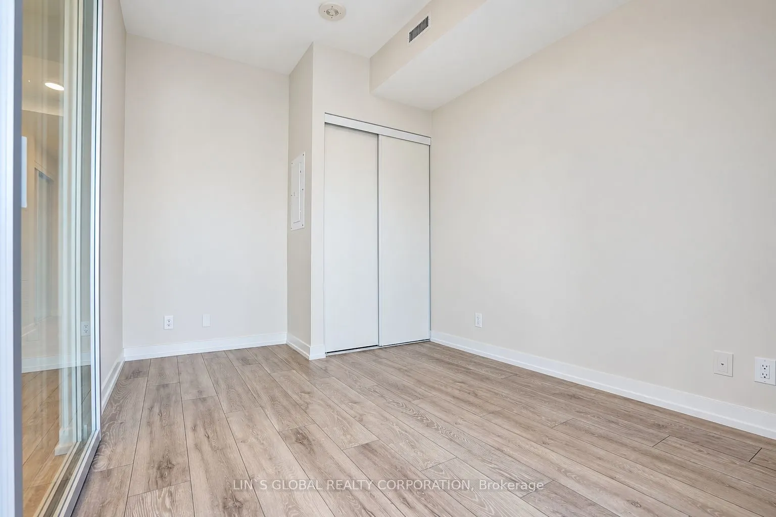 2020 Bathurst Street #523