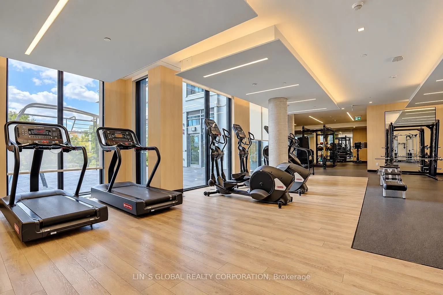 2020 Bathurst Street #523