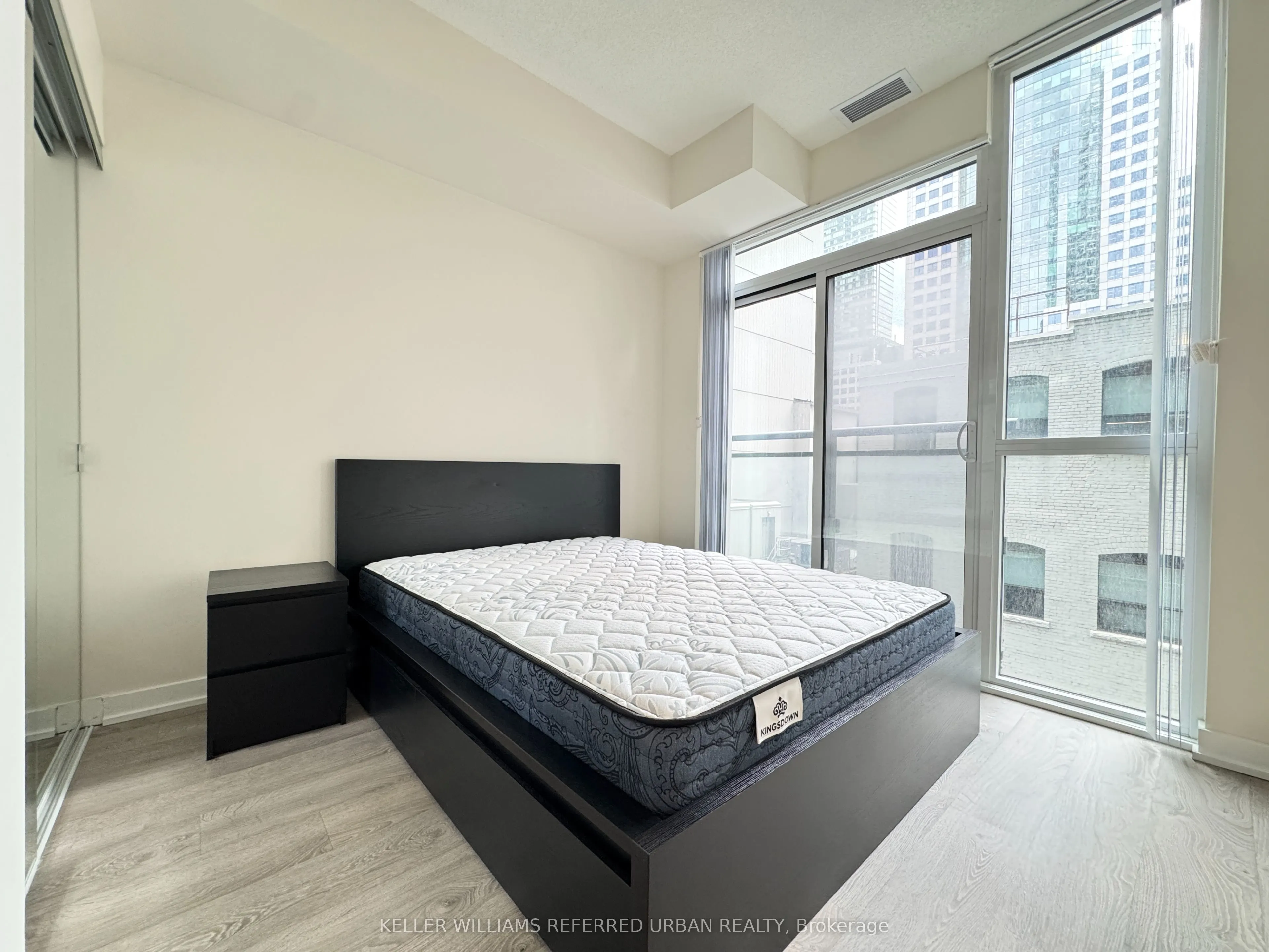 99 John Street #402