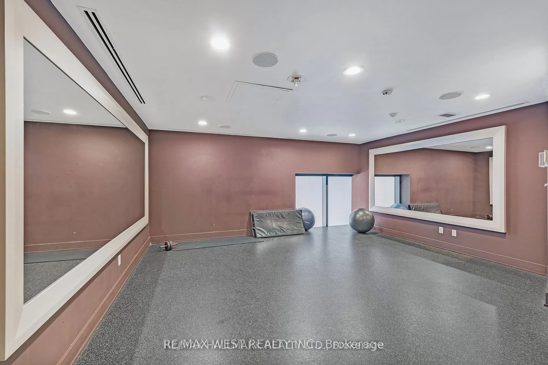 169 Fort York Boulevard #1002