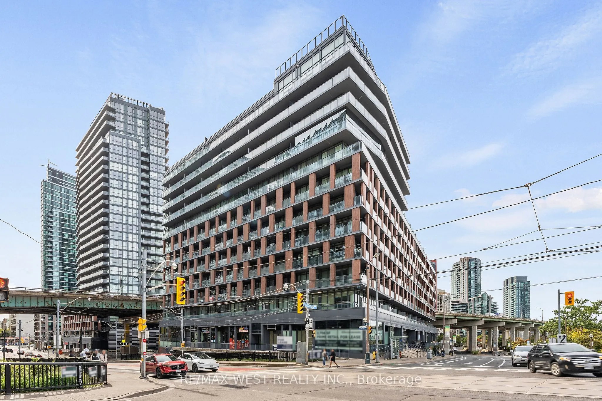 169 Fort York Boulevard #1002