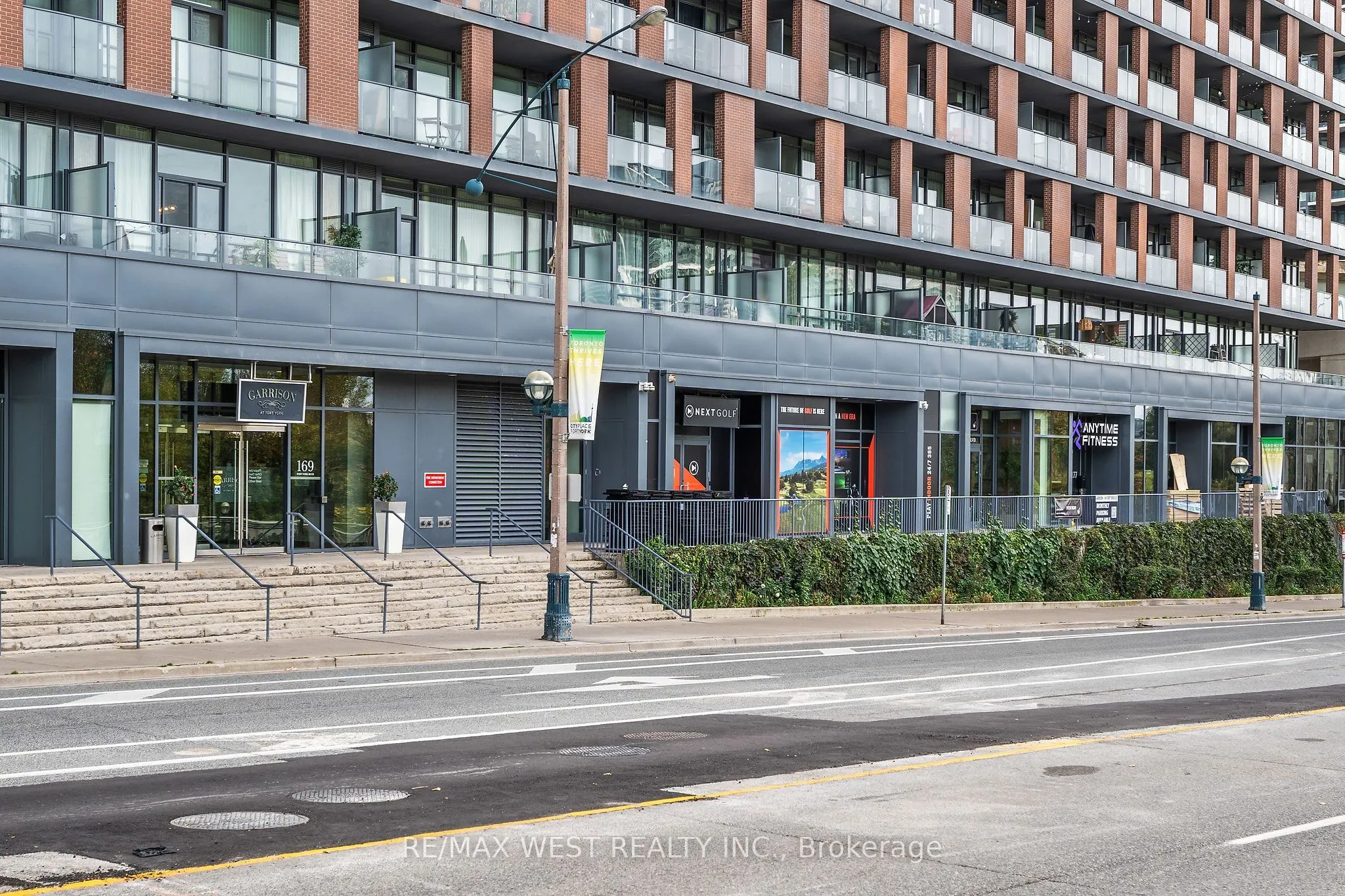 169 Fort York Boulevard #1002