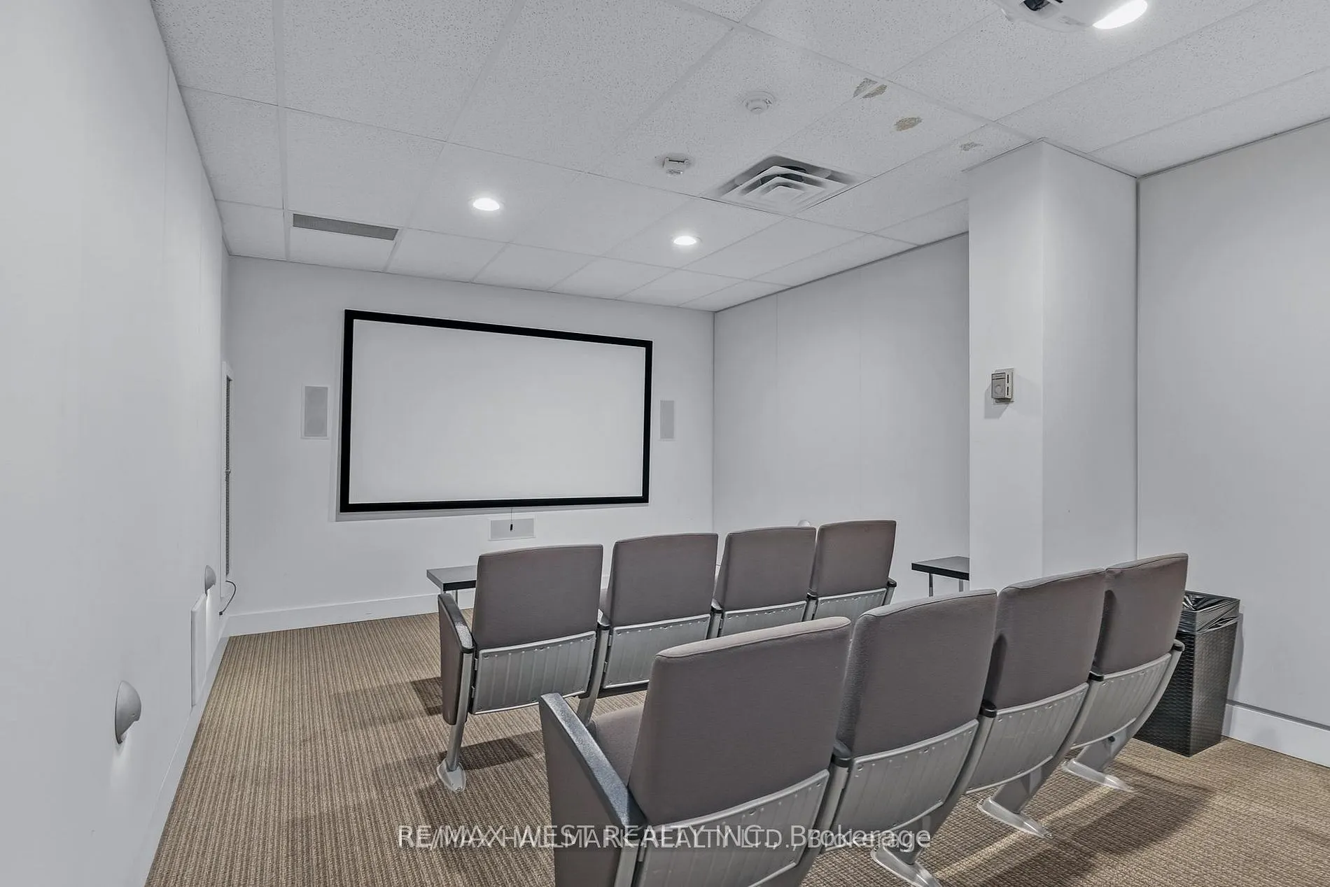 169 Fort York Boulevard #1002
