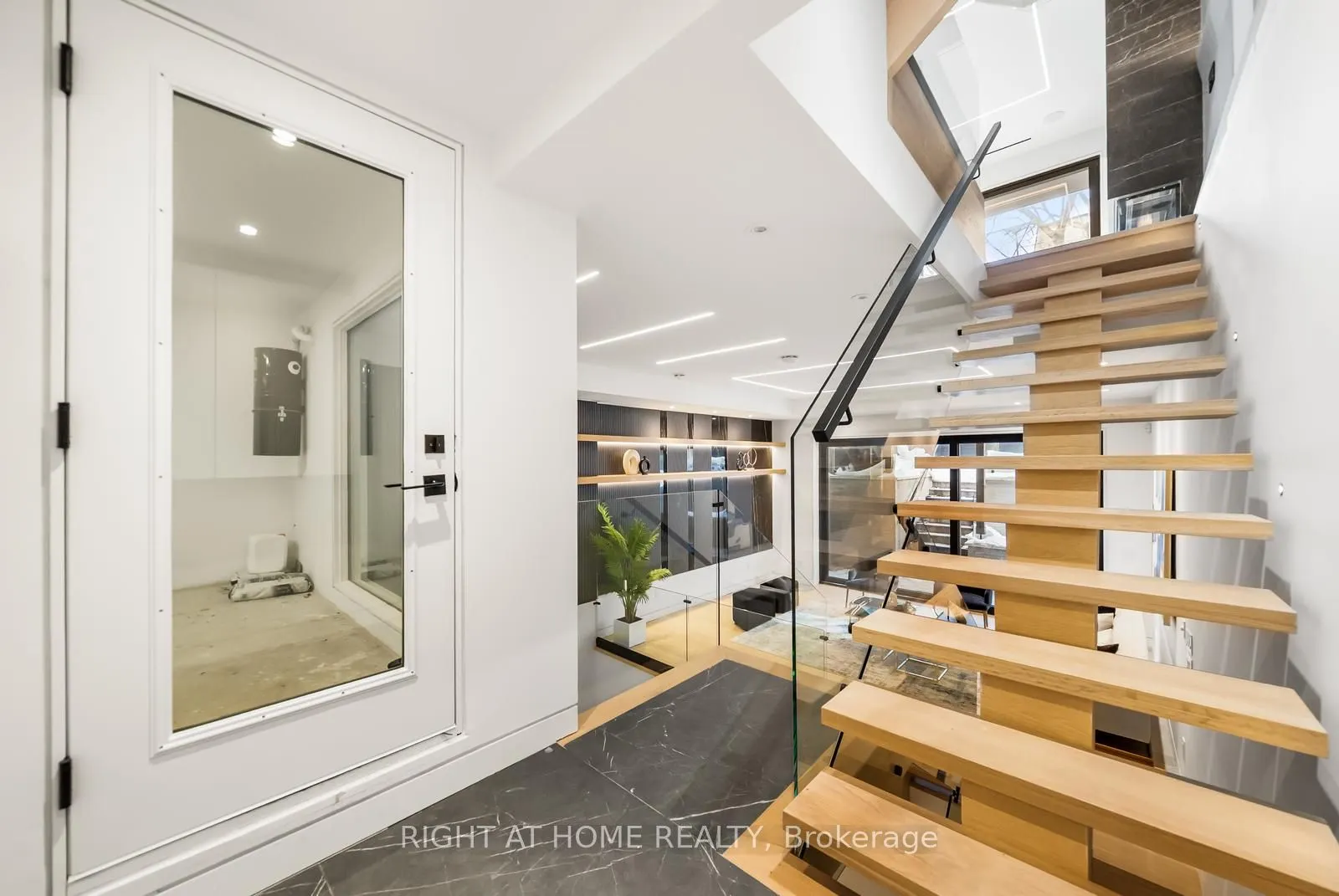 74B Rathnelly Avenue