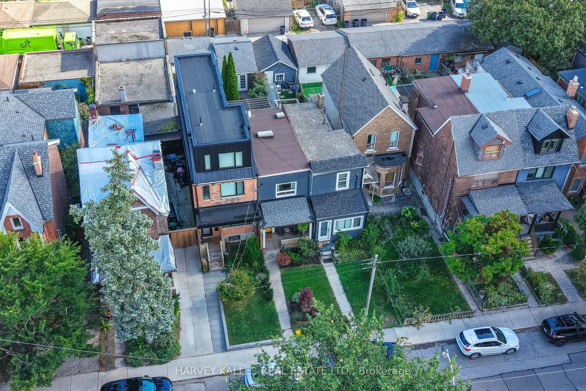 495 Roxton Road