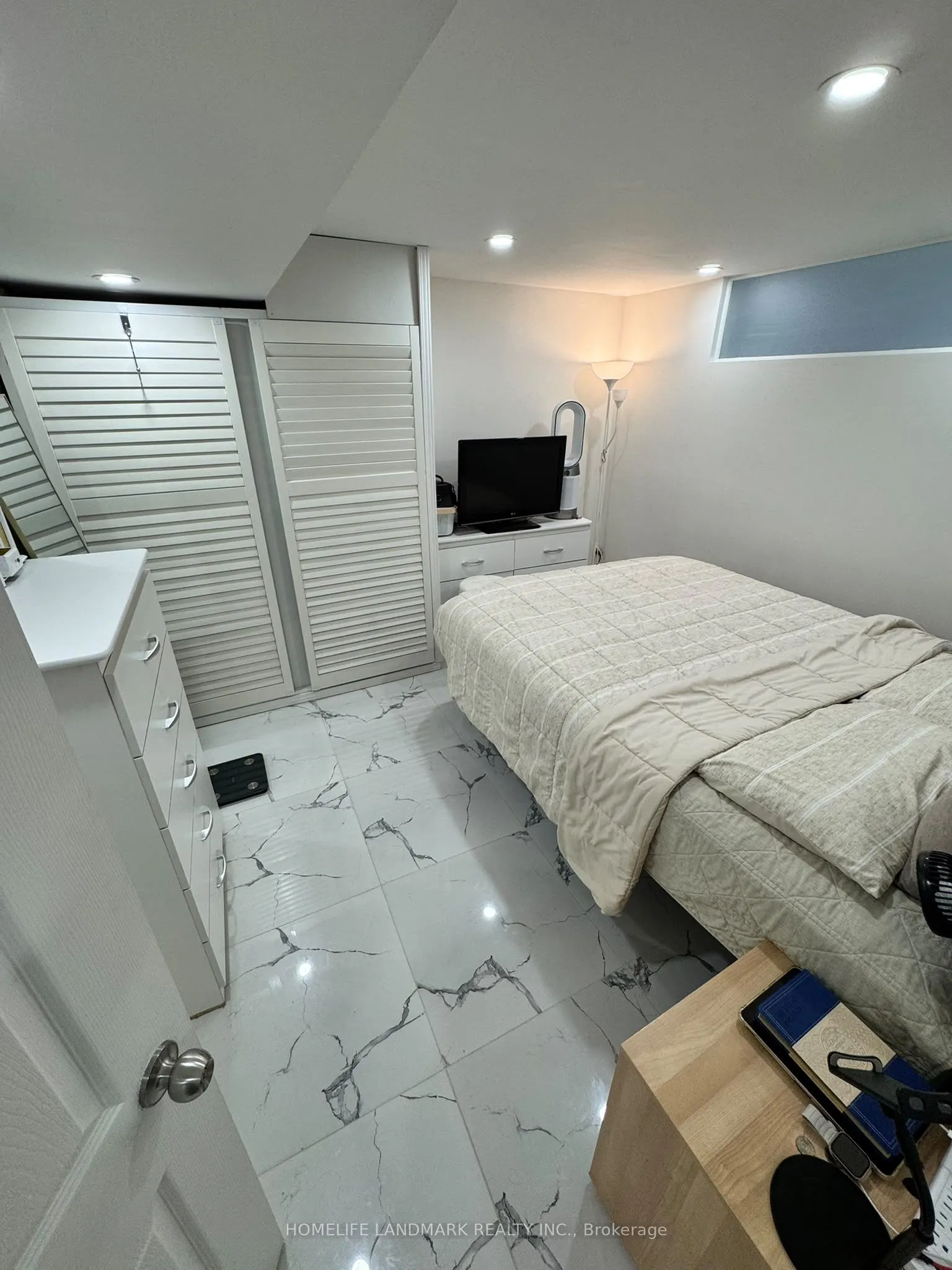18 Faye Drive S #Basement