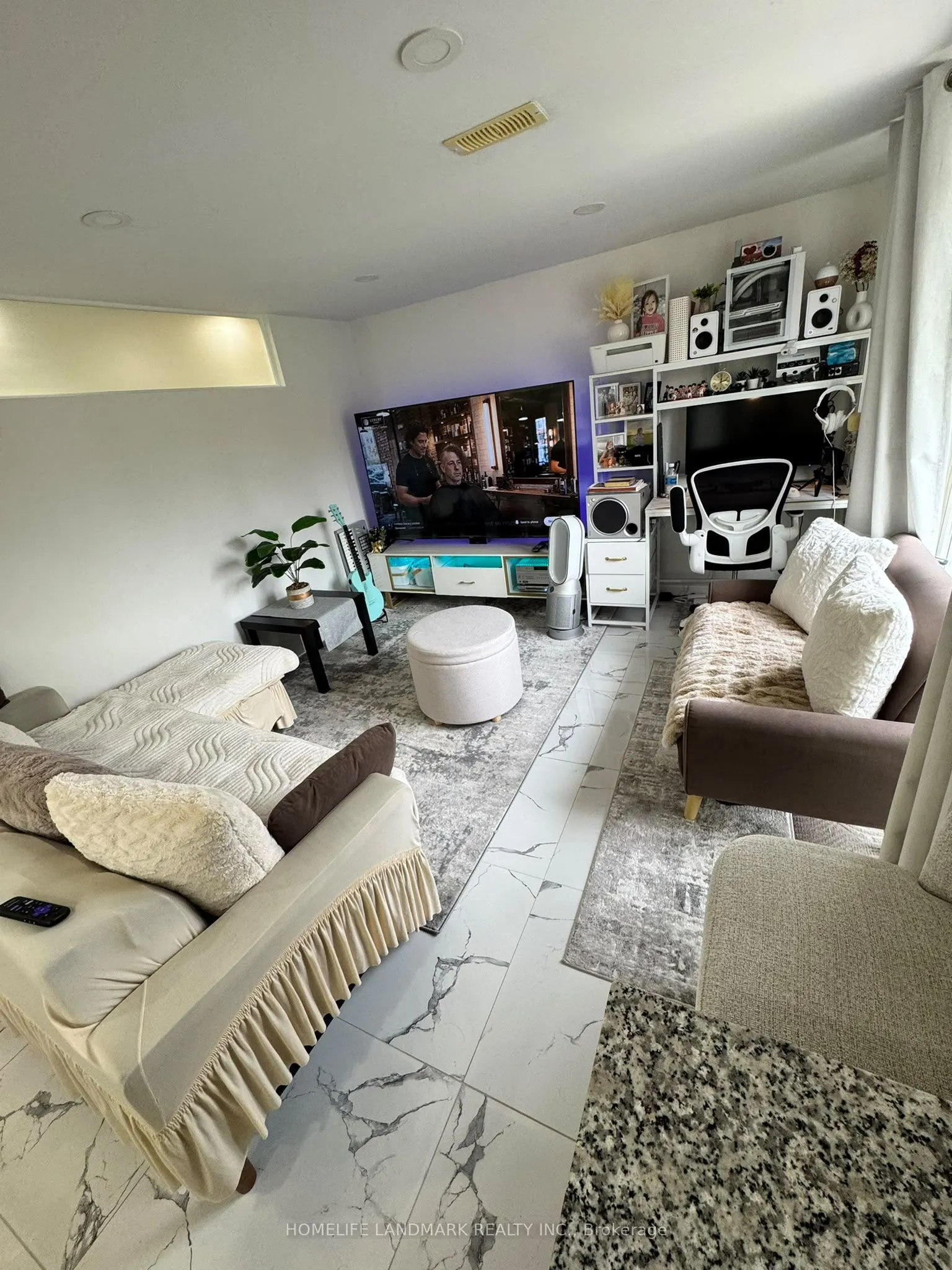 18 Faye Drive S #Basement