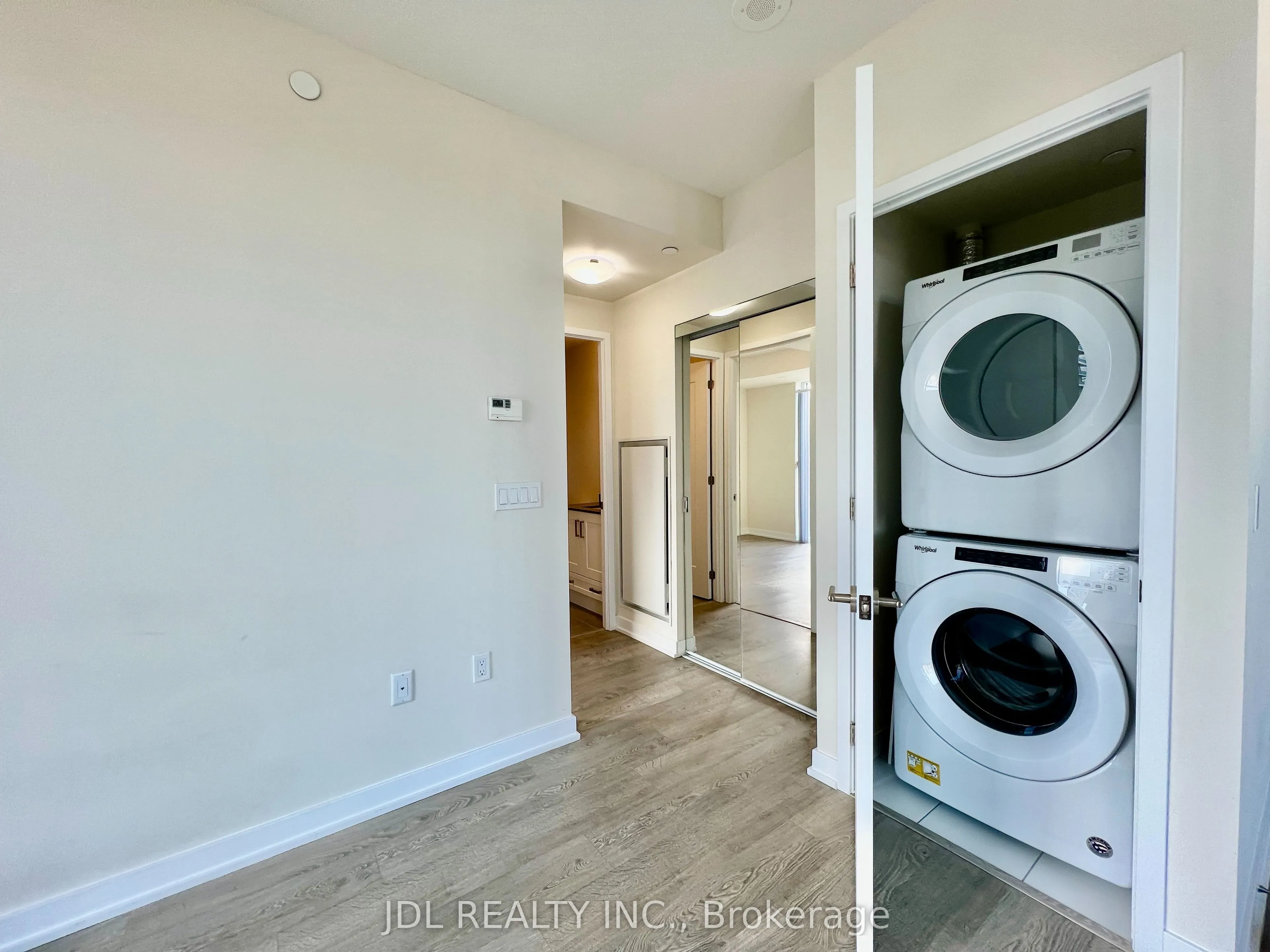 99 John Street #3709