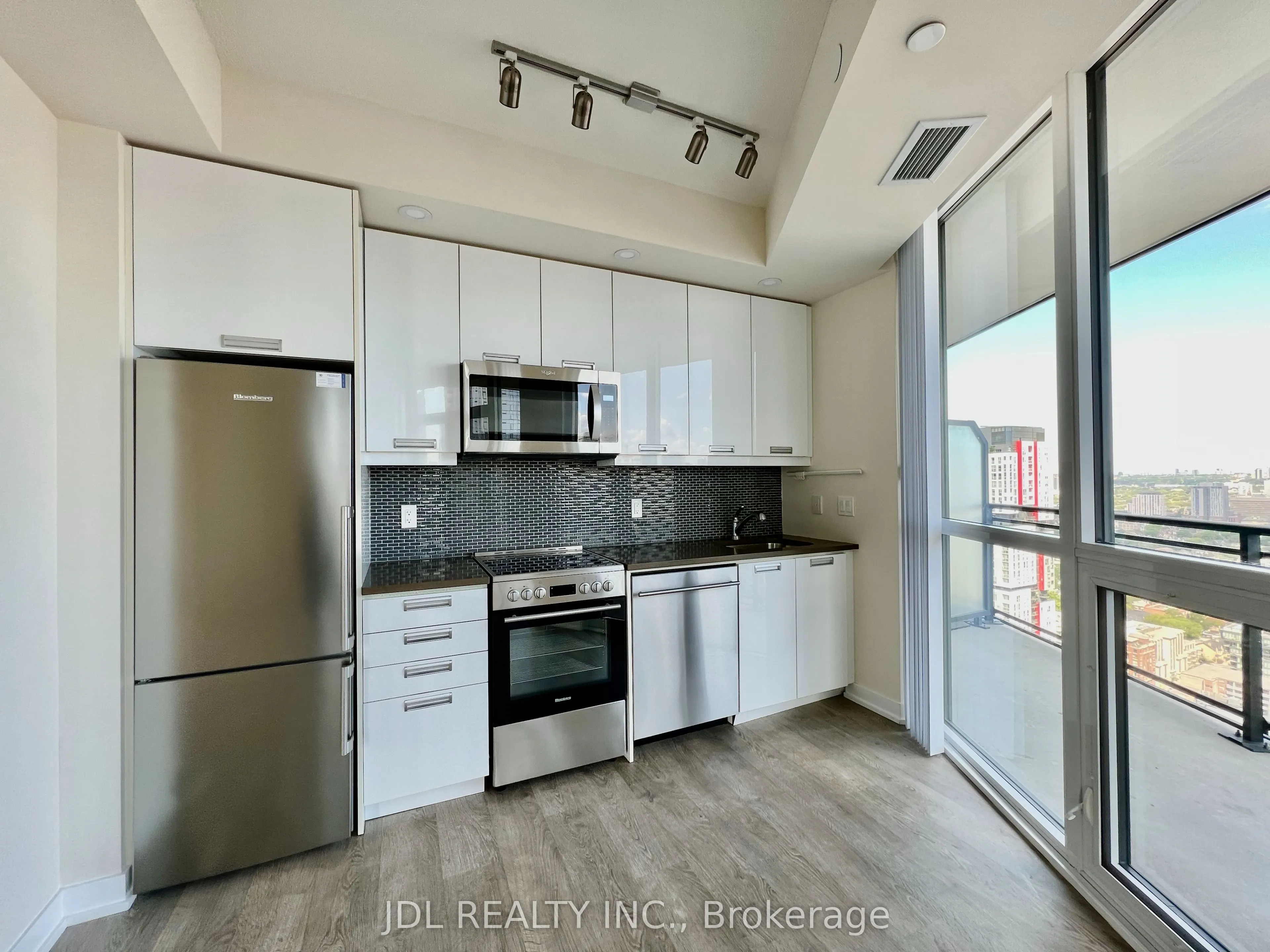 99 John Street #3709