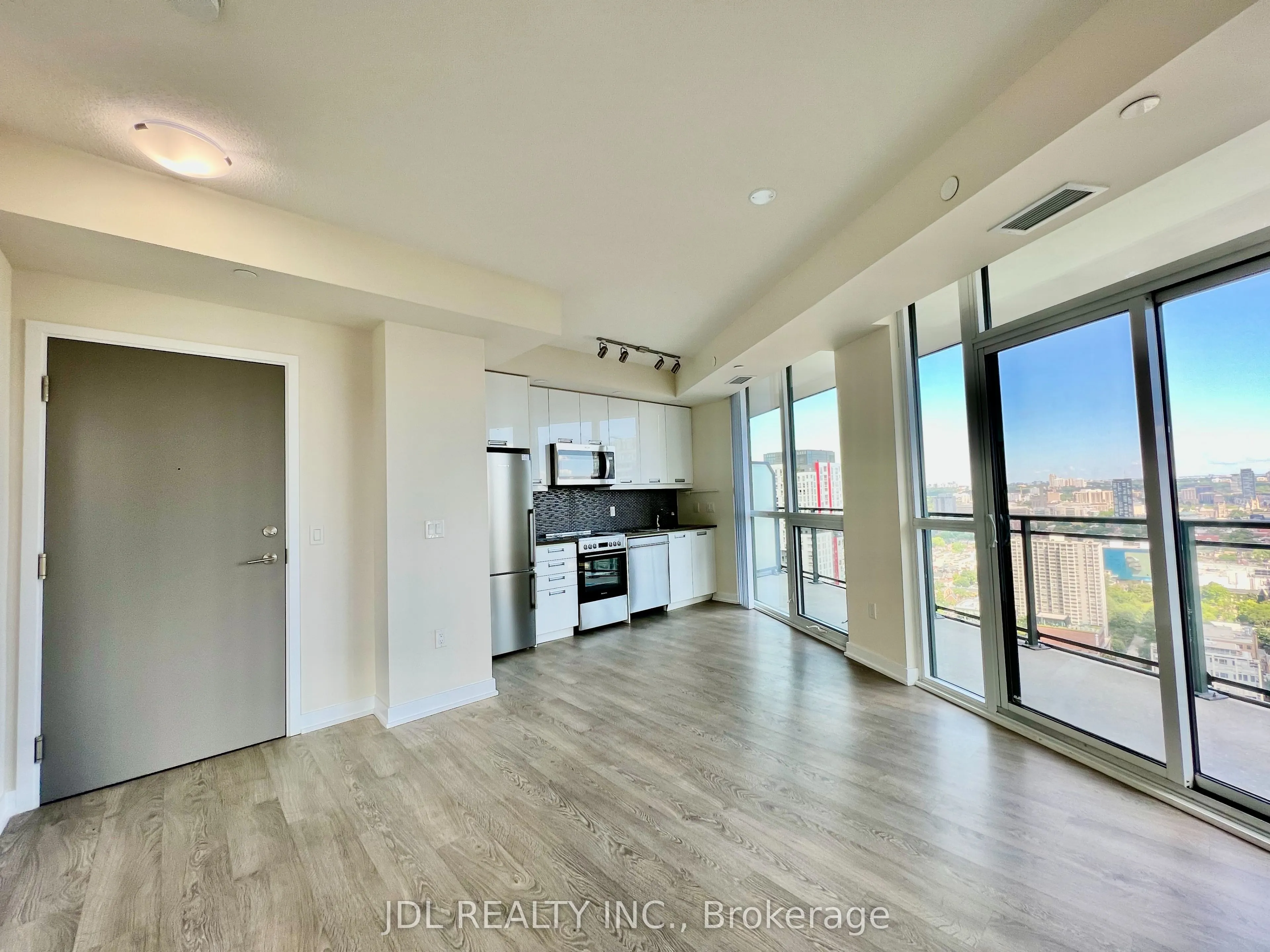 99 John Street #3709