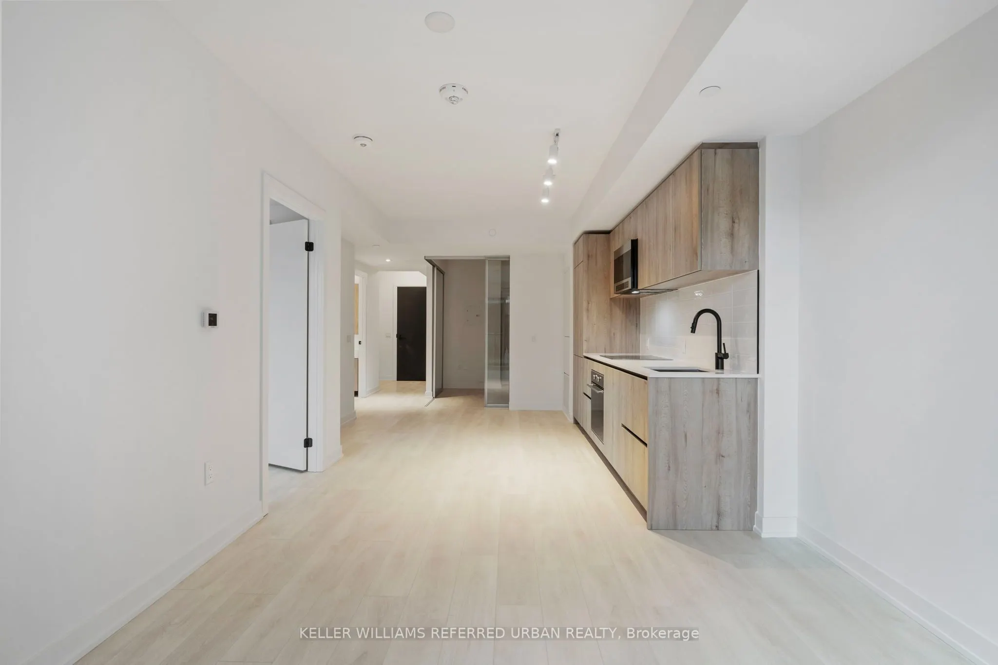 117 Broadway Avenue #318