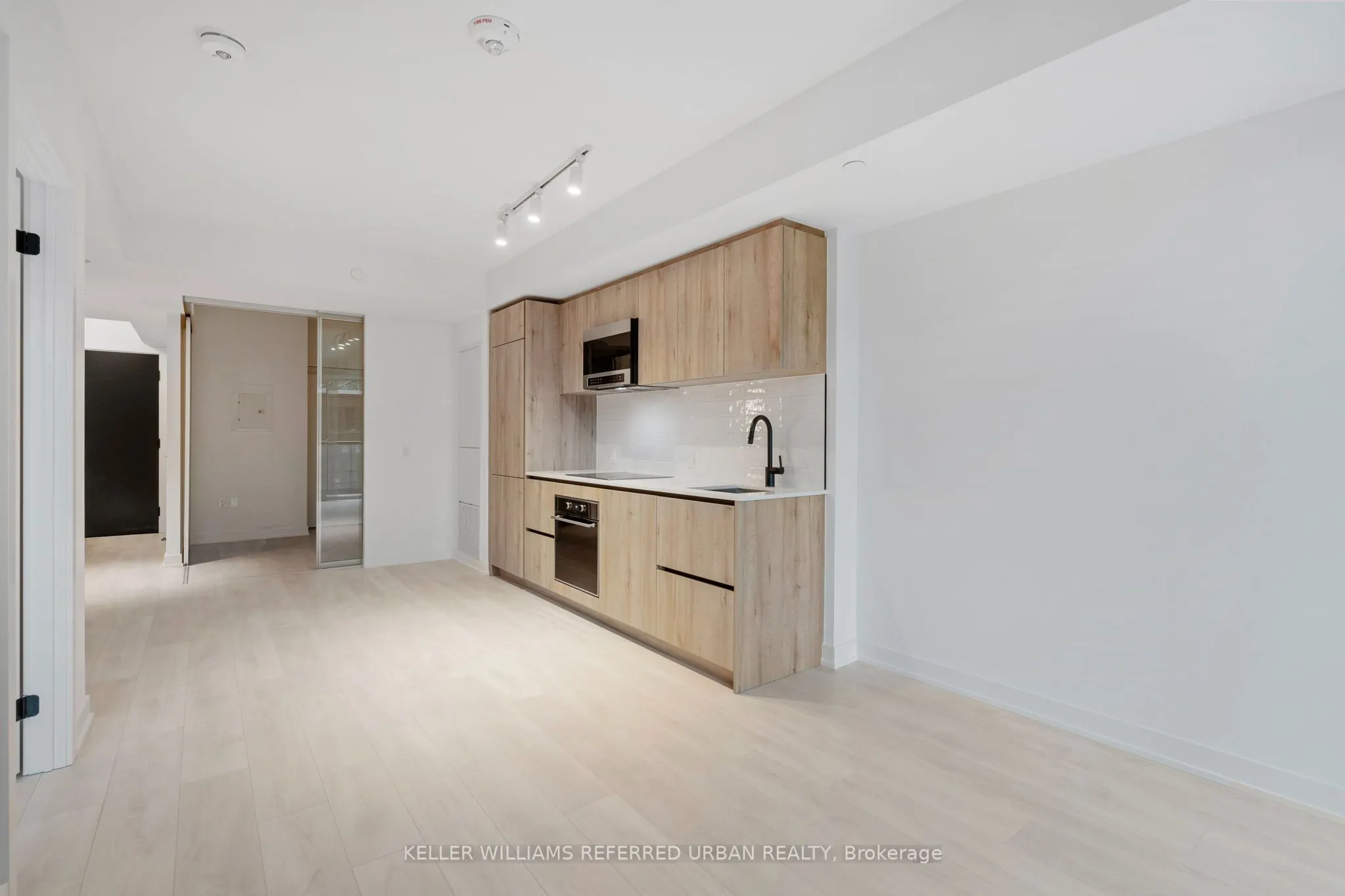 117 Broadway Avenue #318
