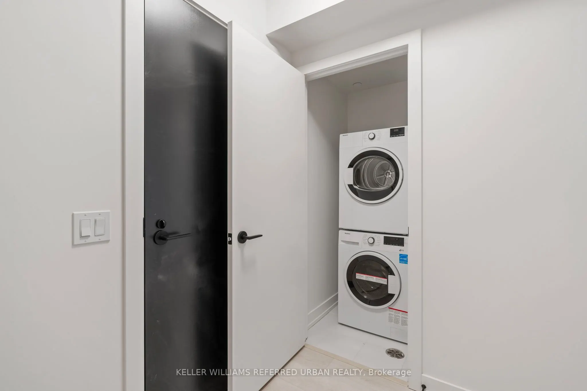 117 Broadway Avenue #318