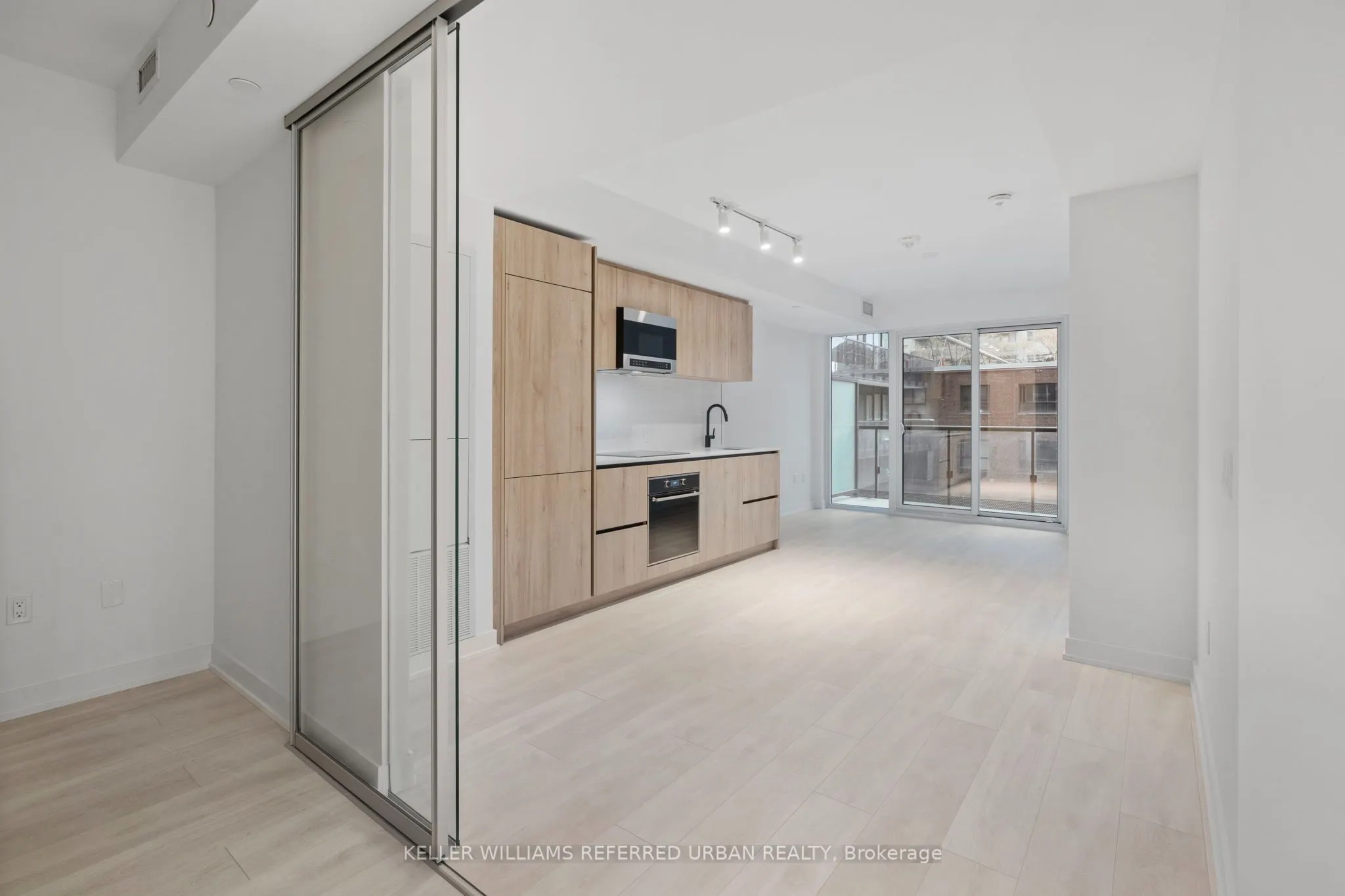 117 Broadway Avenue #318