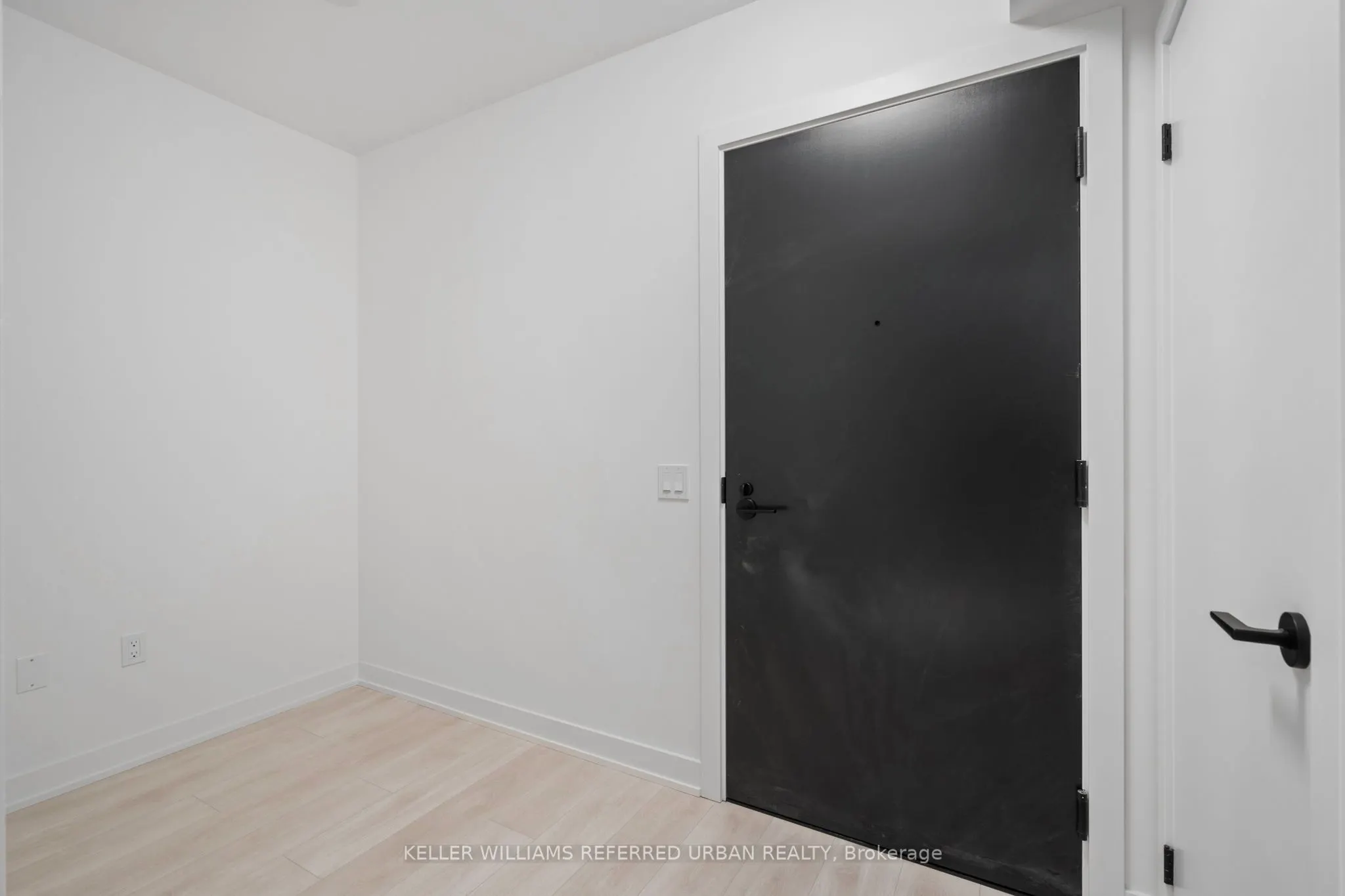 117 Broadway Avenue #318