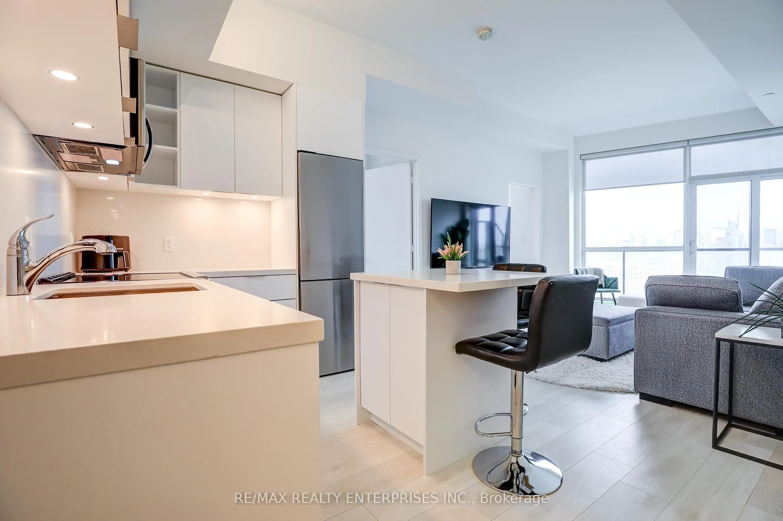 30 Ordnance Street #2706