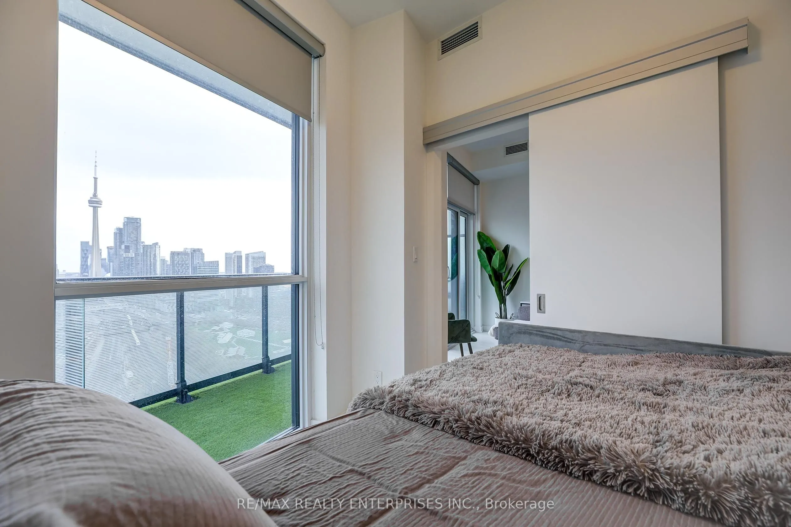 30 Ordnance Street #2706