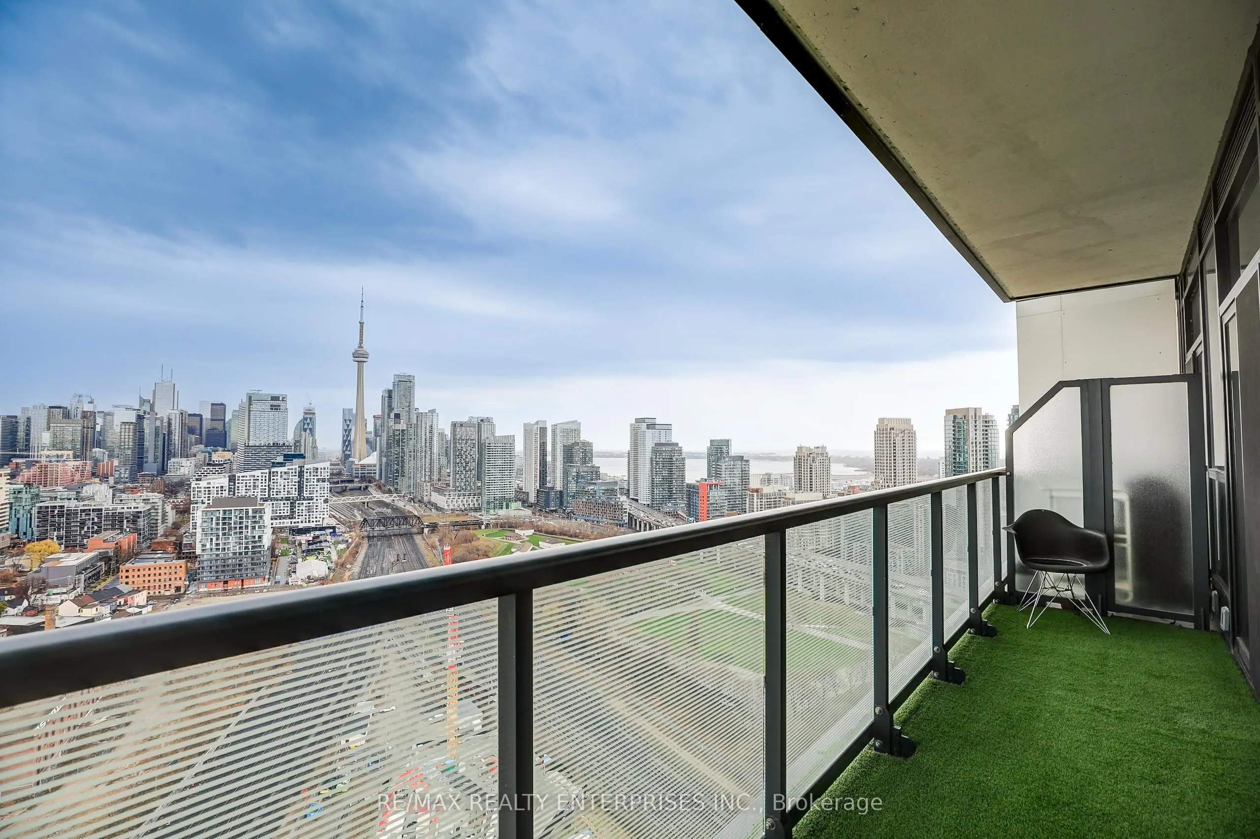 30 Ordnance Street #2706
