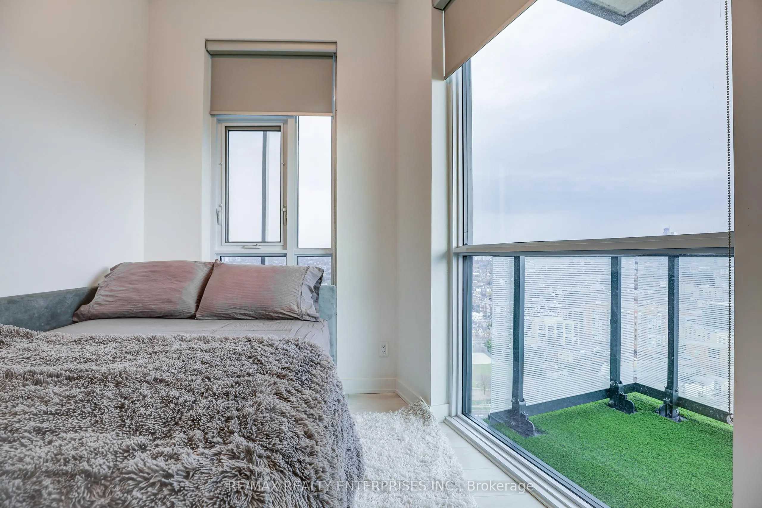 30 Ordnance Street #2706