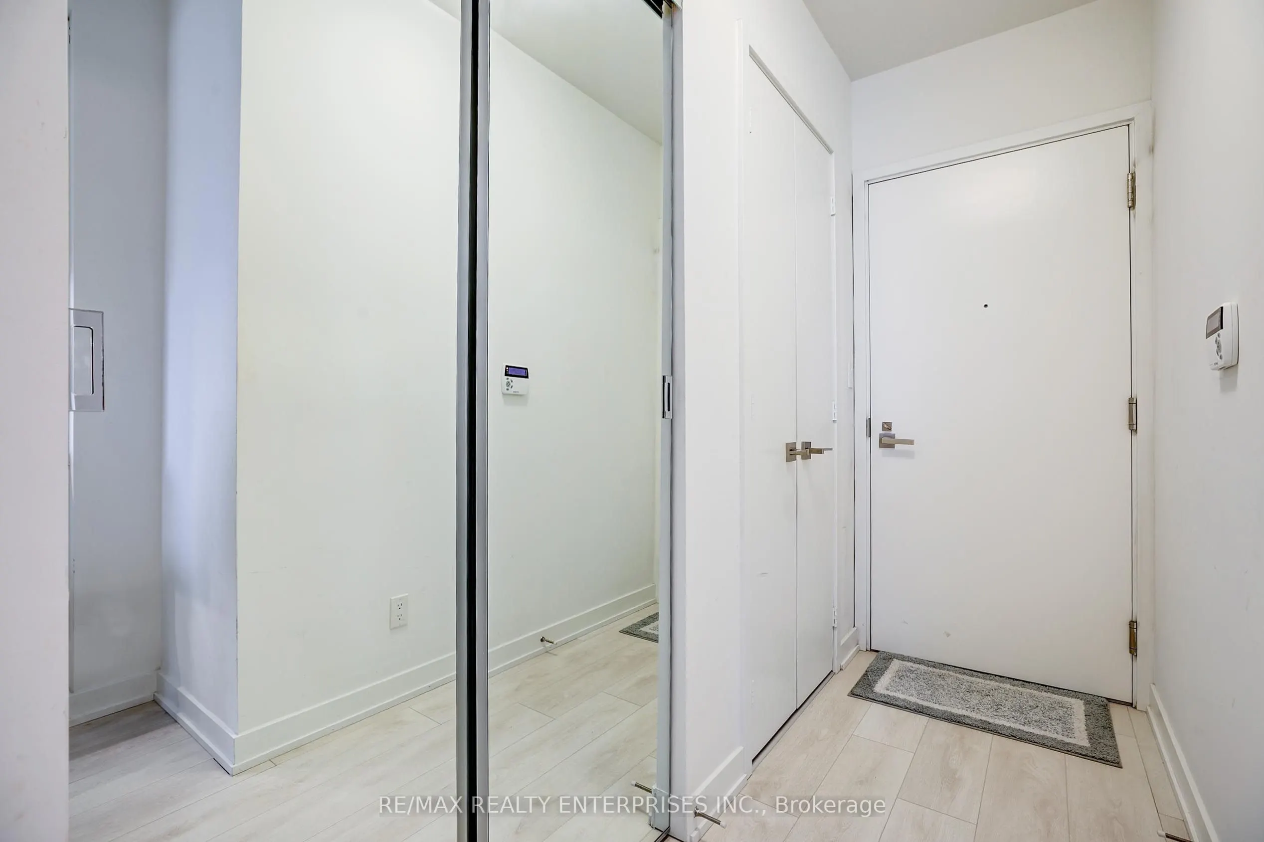 30 Ordnance Street #2706