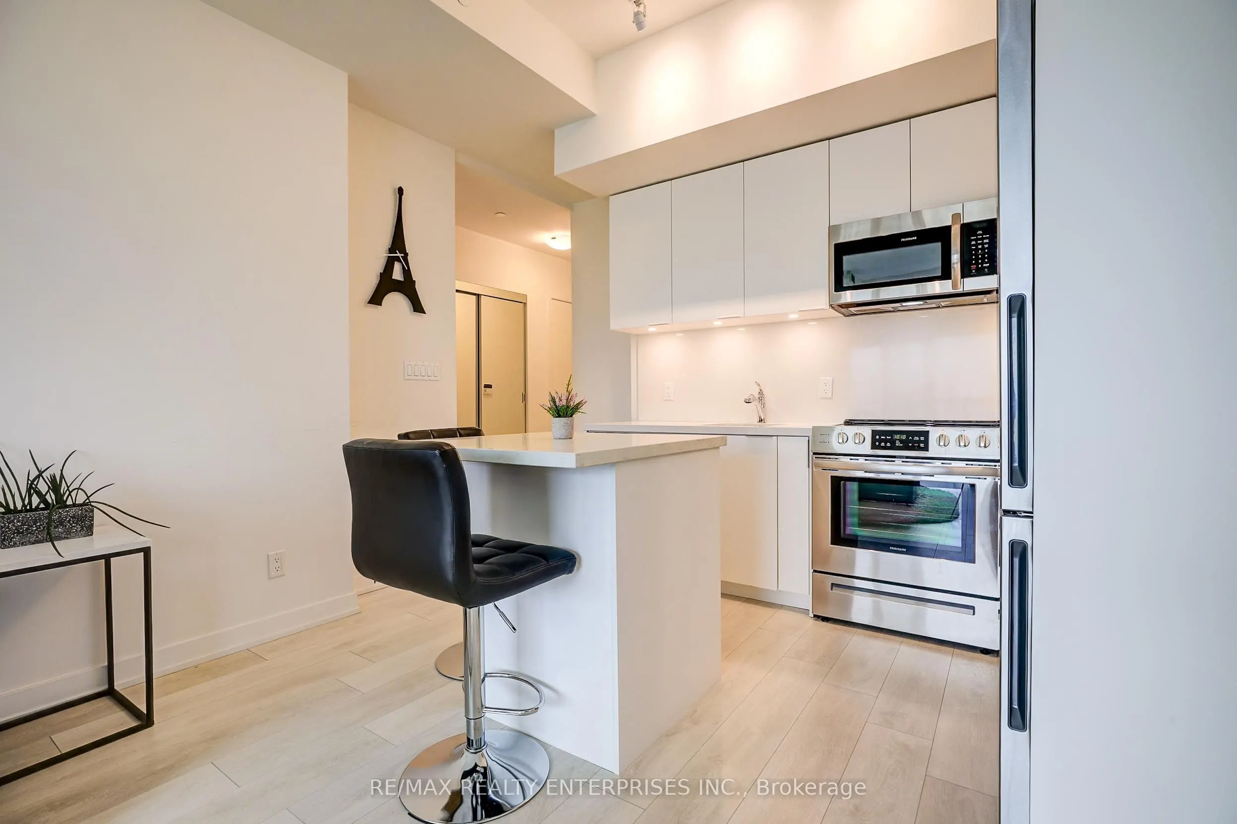30 Ordnance Street #2706