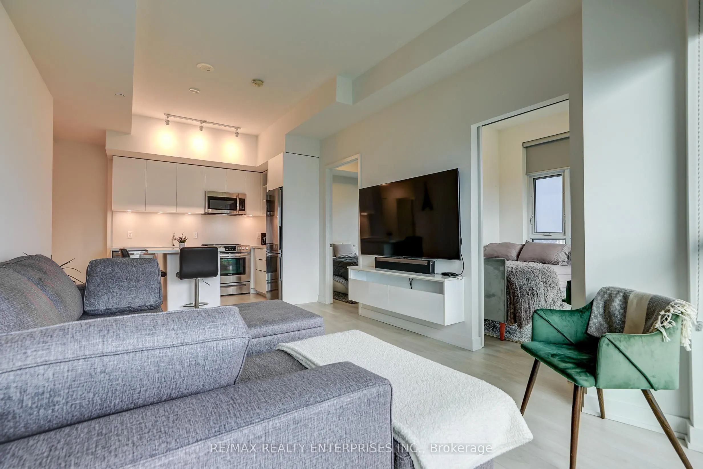 30 Ordnance Street #2706