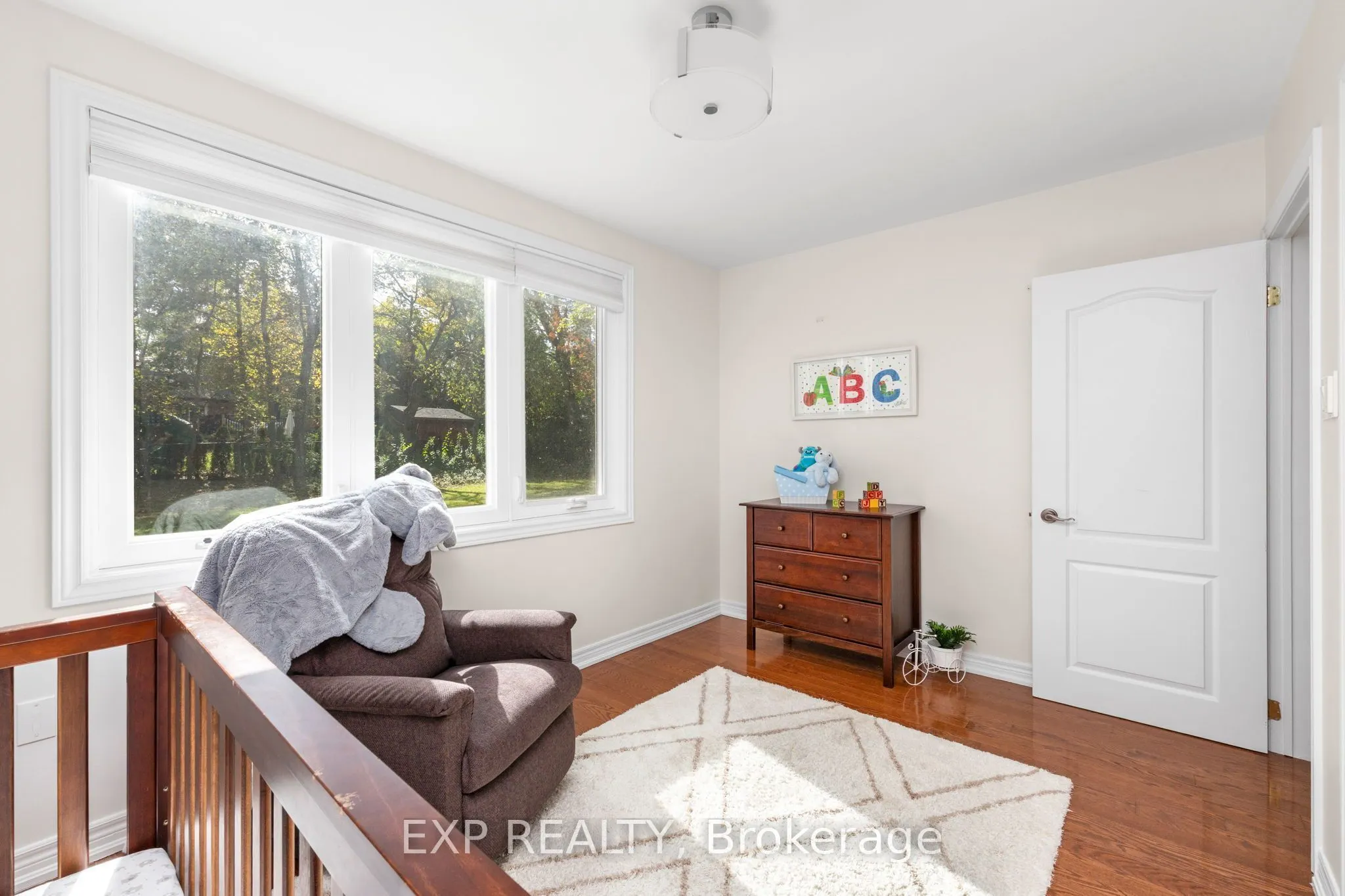 5 Tadcaster Place