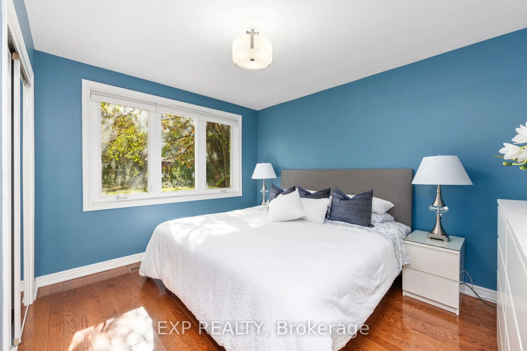 5 Tadcaster Place