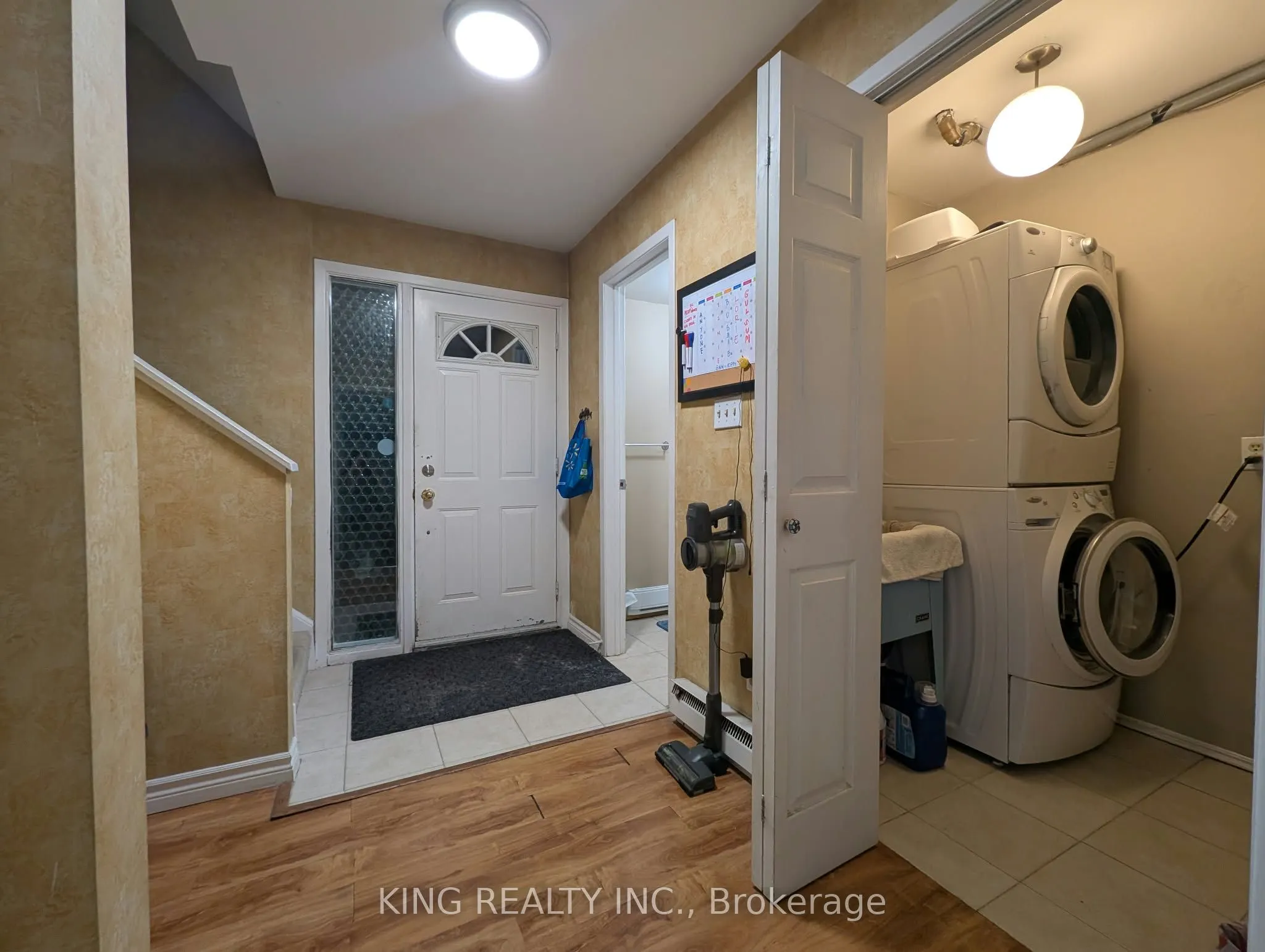 41 Courville Coachway #71