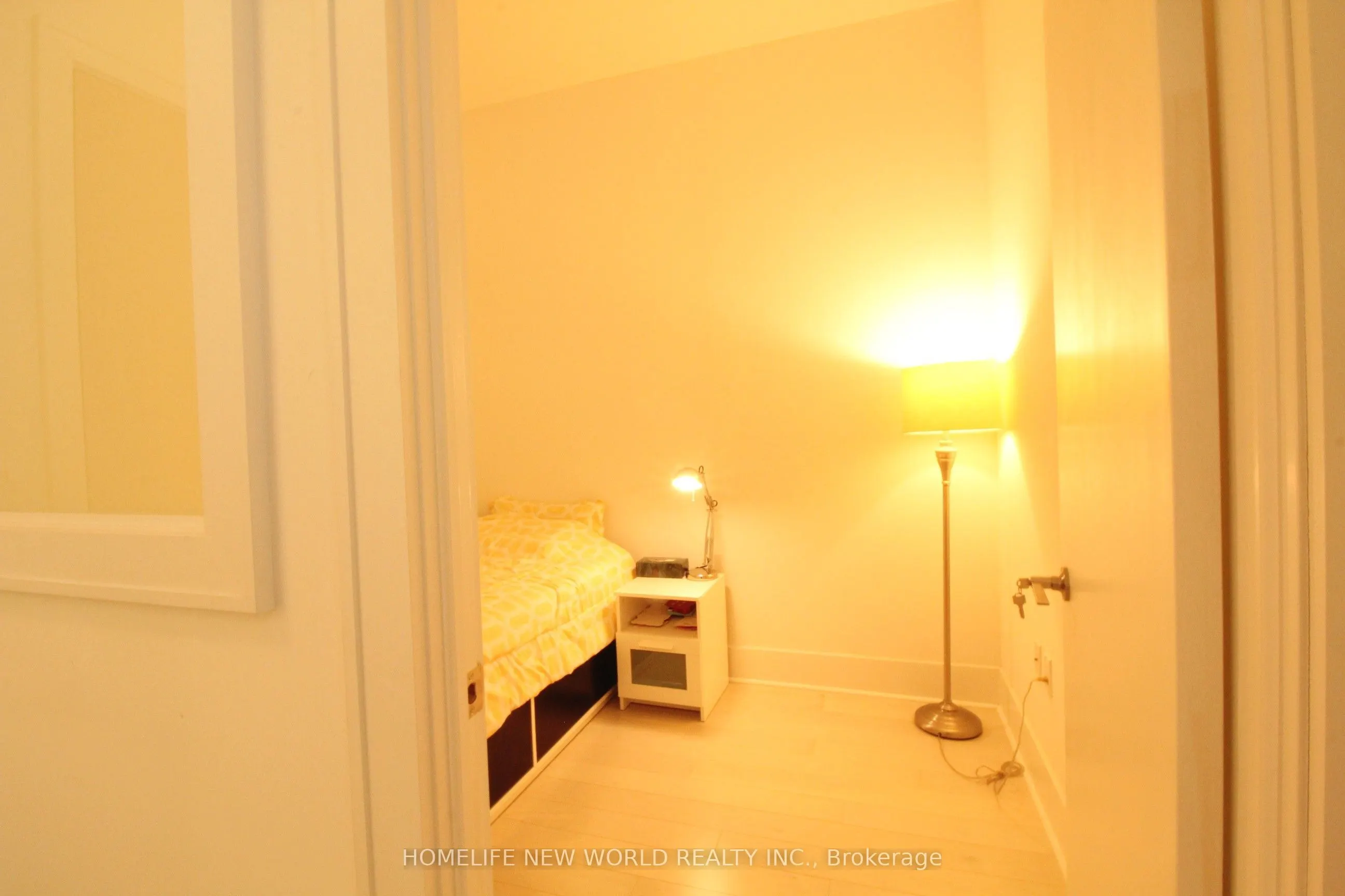 29 QUEENS QUAY E #1123