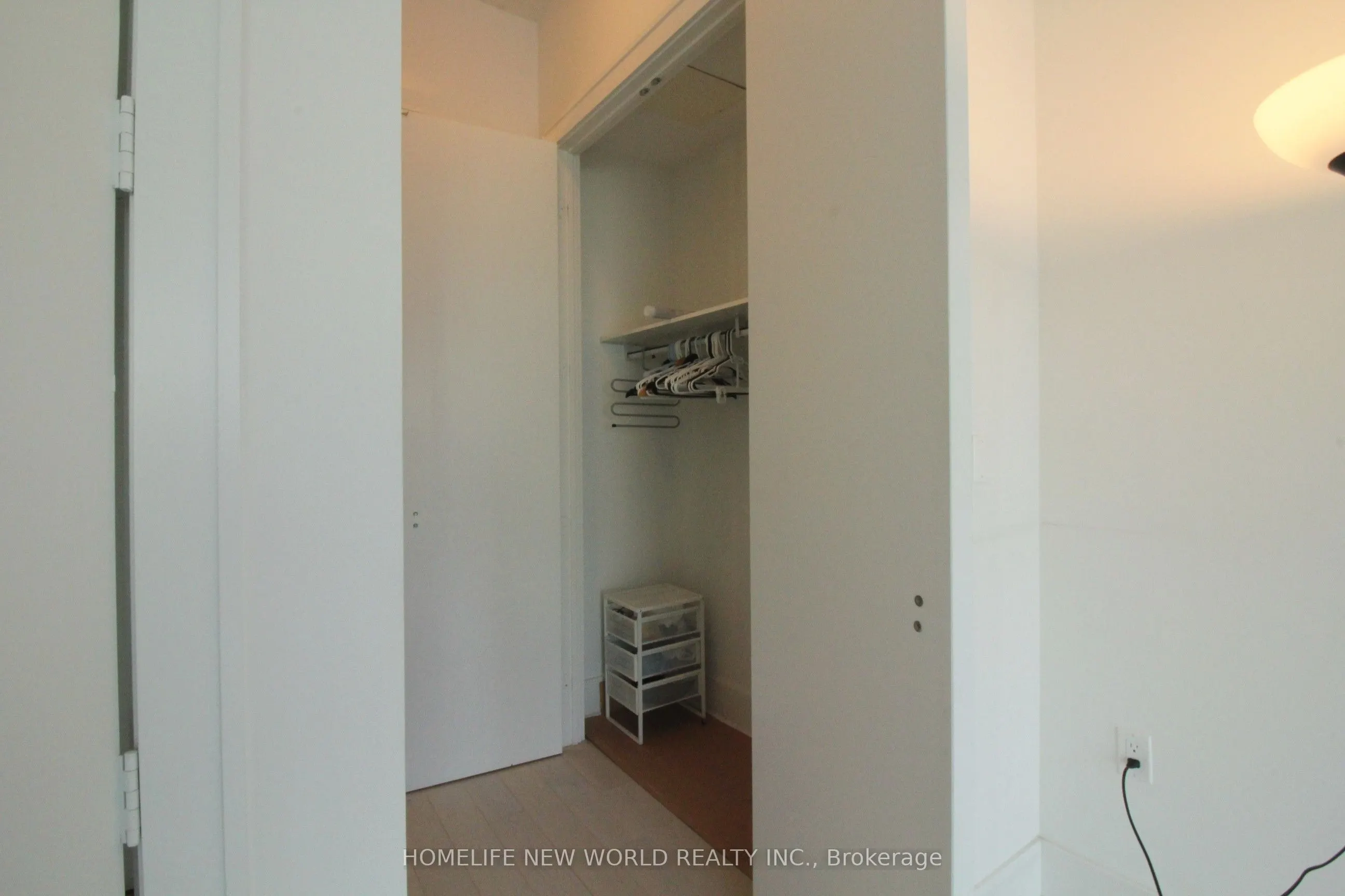 29 QUEENS QUAY E #1123