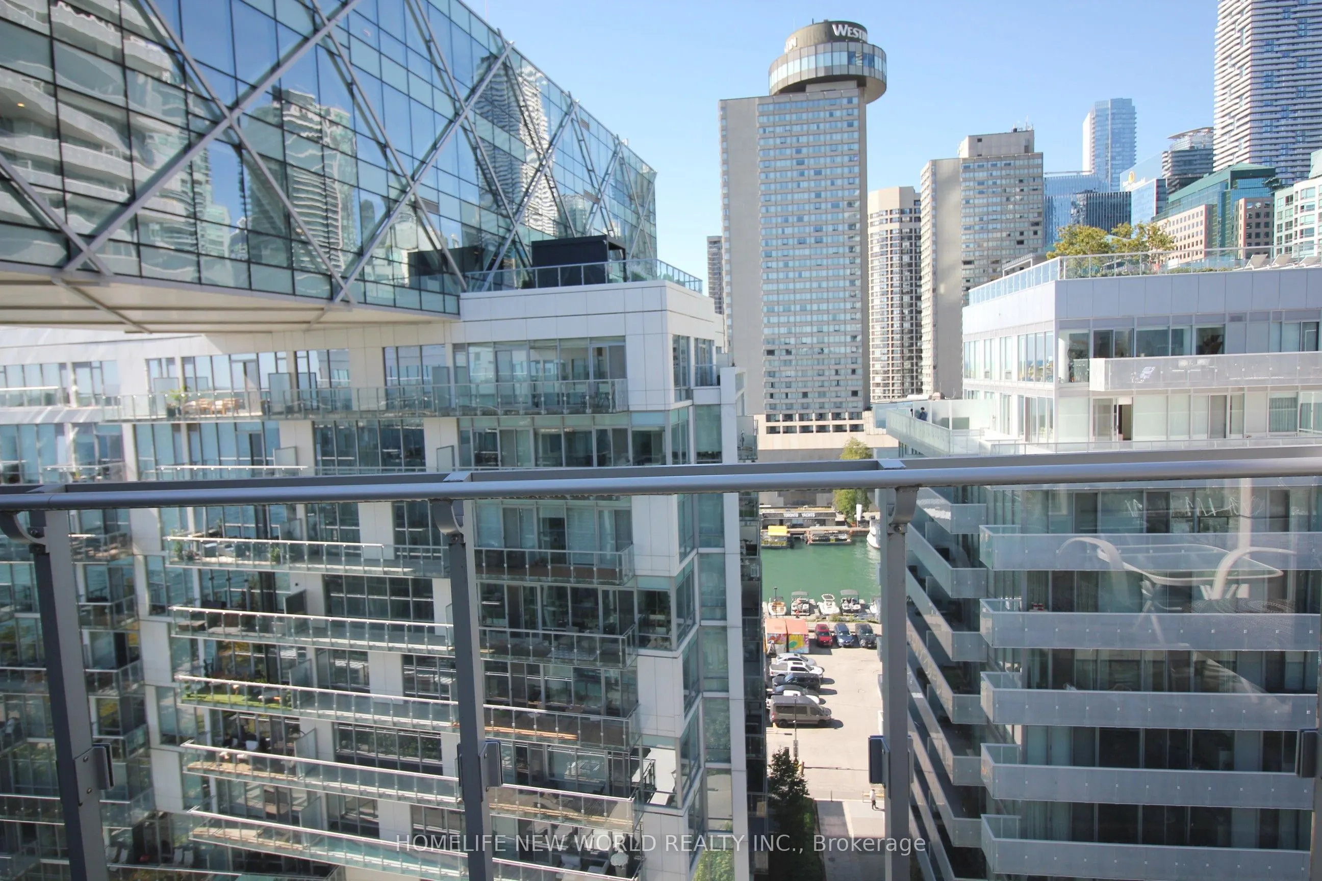 29 QUEENS QUAY E #1123