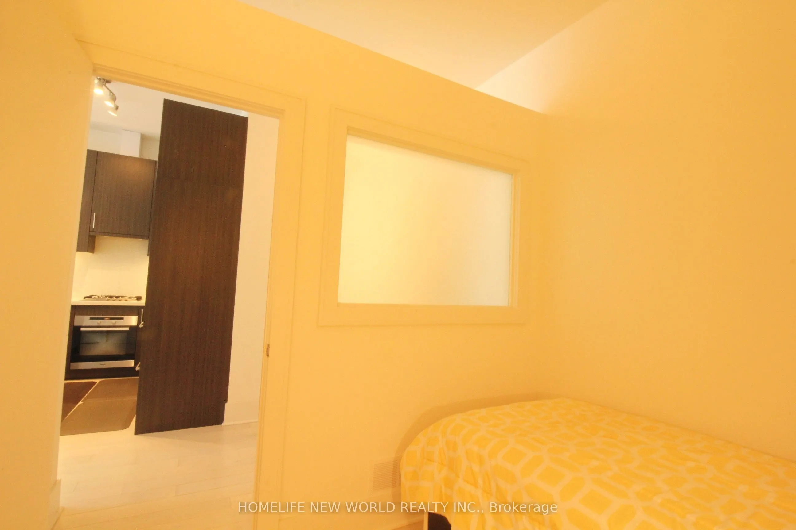 29 QUEENS QUAY E #1123