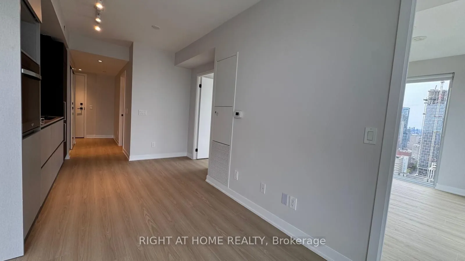 319 Jarvis Street #4106