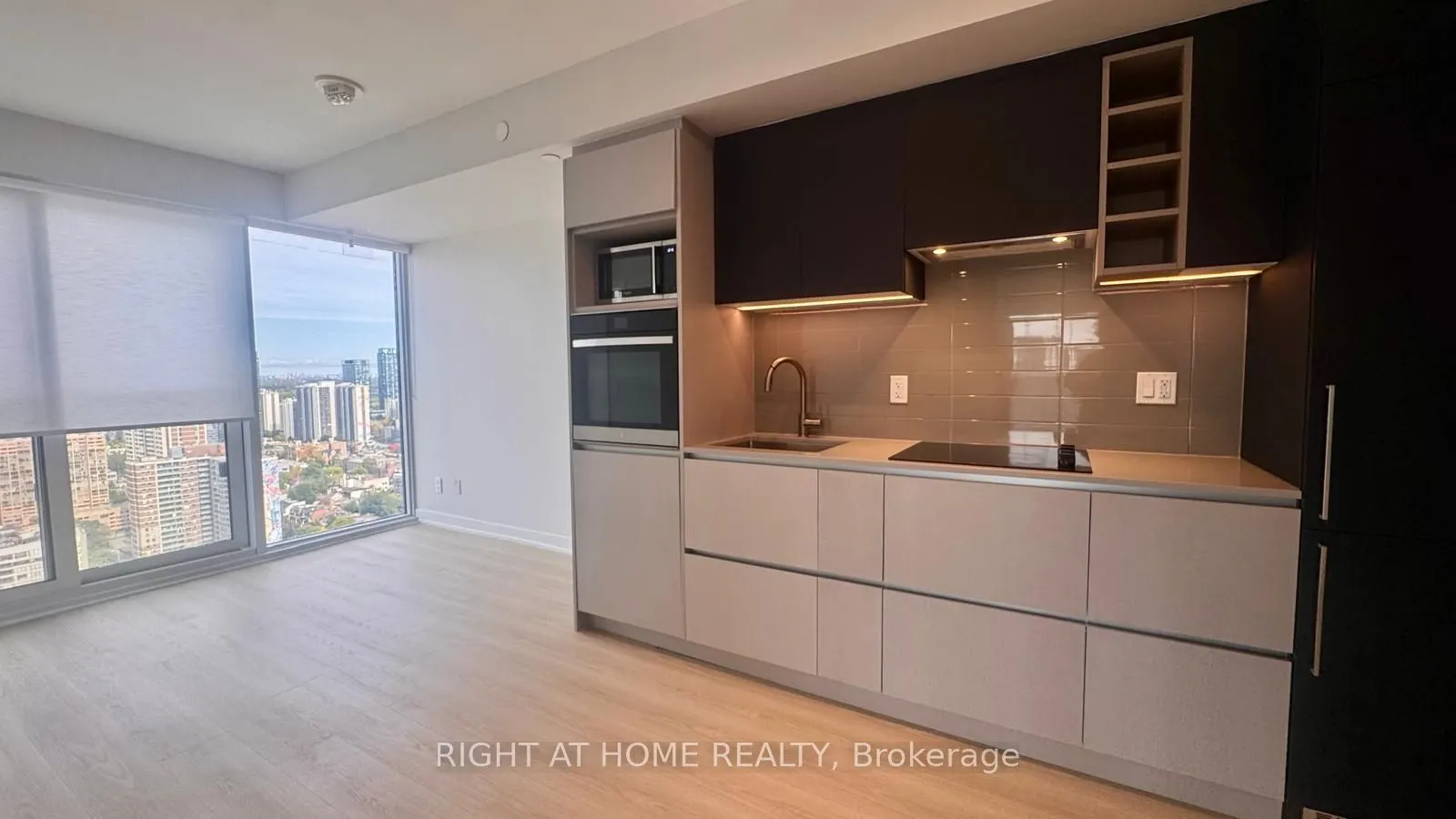 319 Jarvis Street #4106