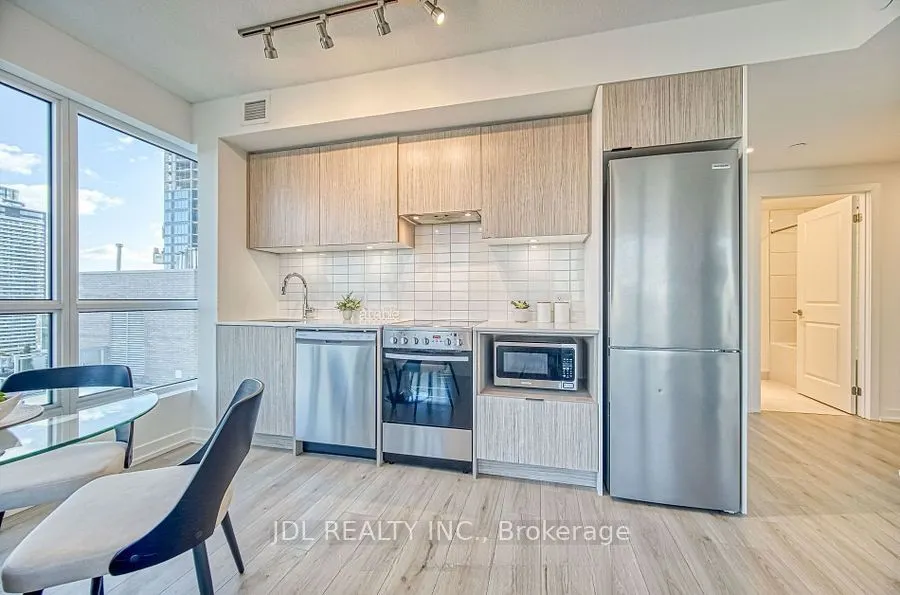 395 Bloor Street E #1608